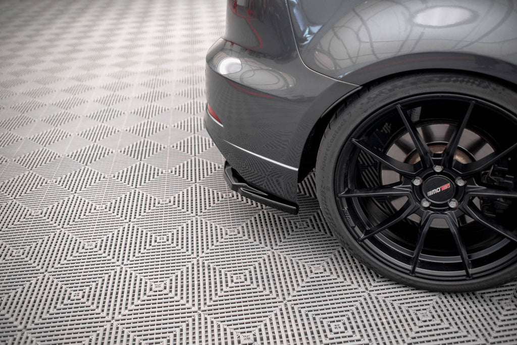 Maxton Design Heck Ansatz Flaps Diffusor V.1 passend für Audi S3 Sportback 8V Facelift schwarz Hochglanz