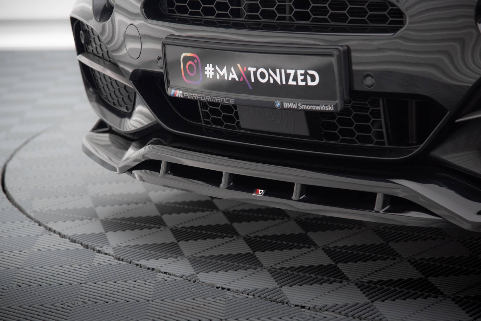 Maxton Design Street+ Spoilerlippe Front Ansatz V.3 passend für BMW X5 M-Paket F15 schwarz Hochglanz