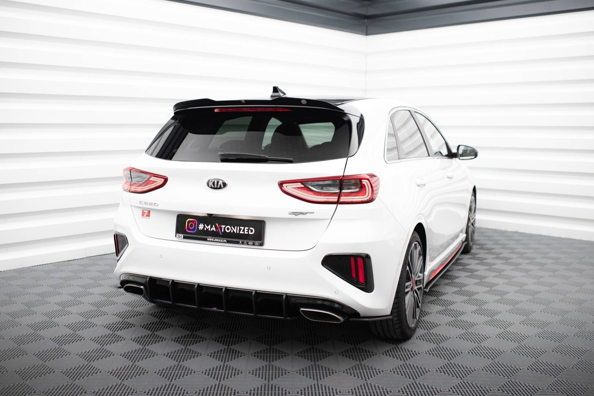 Maxton Design Street Pro Heckschürze passend für Kia Ceed GT Mk3