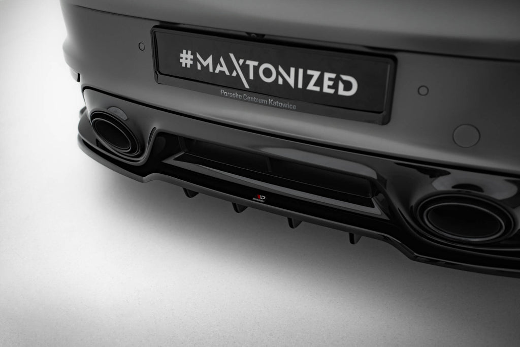 Maxton Design Street+ Mittlerer Diffusor RACE passend für Porsche 911 Turbo S Sport Package 992 schwarz Hochglanz