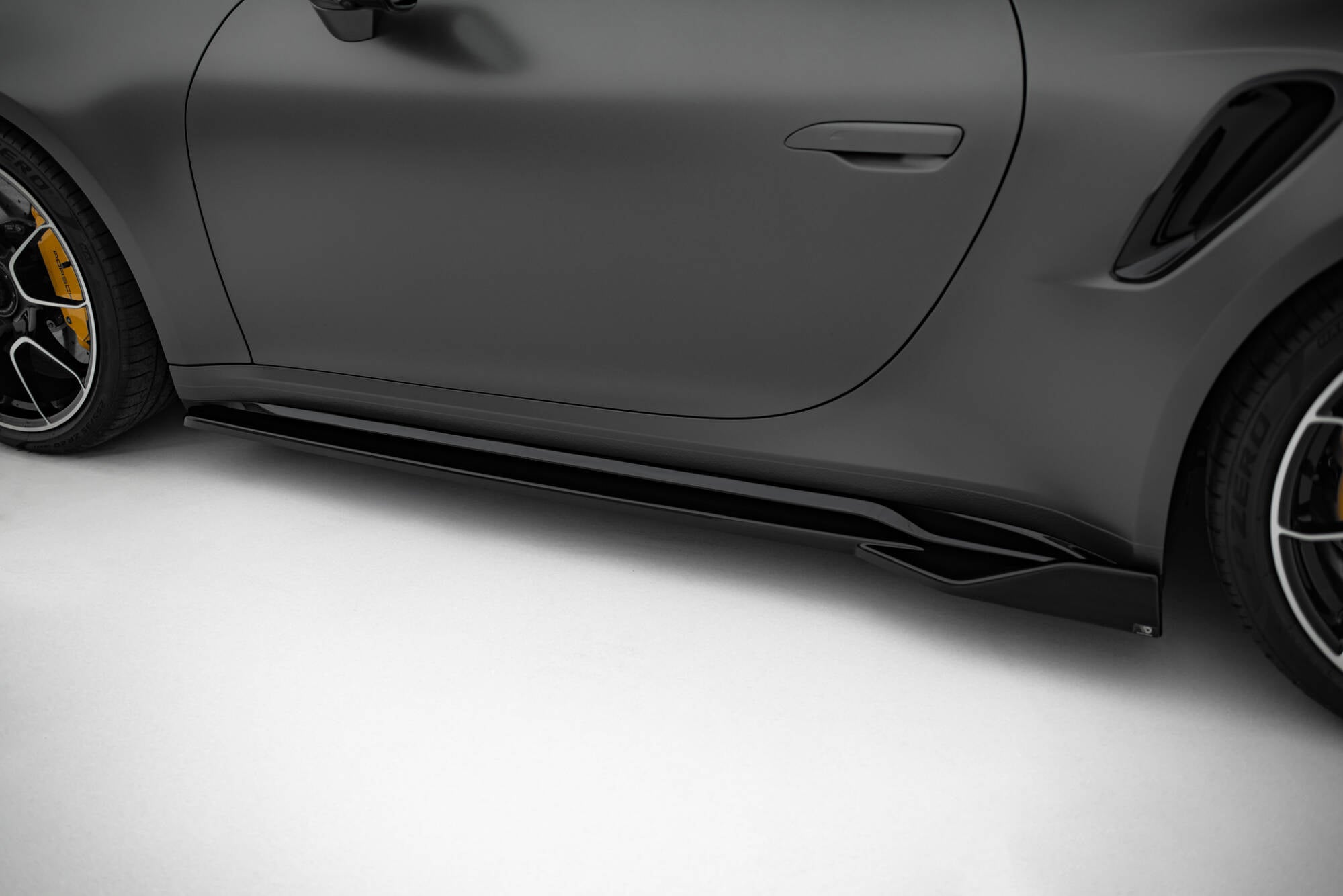 Maxton Design Street+ Seitenschweller Leisten passend für Porsche 911 Turbo S Sport Package 992 schwarz Hochglanz