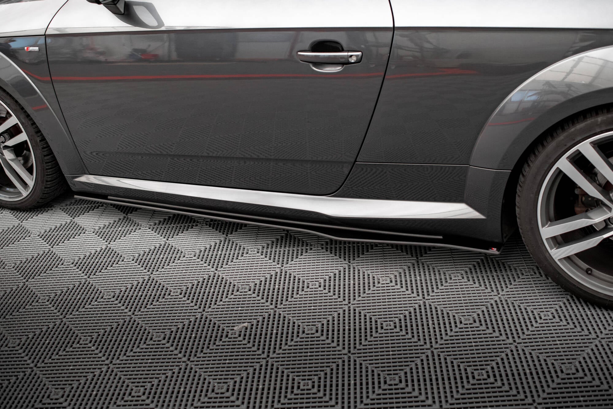 Maxton Design Street Pro Street+ Seitenschweller Leisten passend für Audi TT S / S-Line 8S