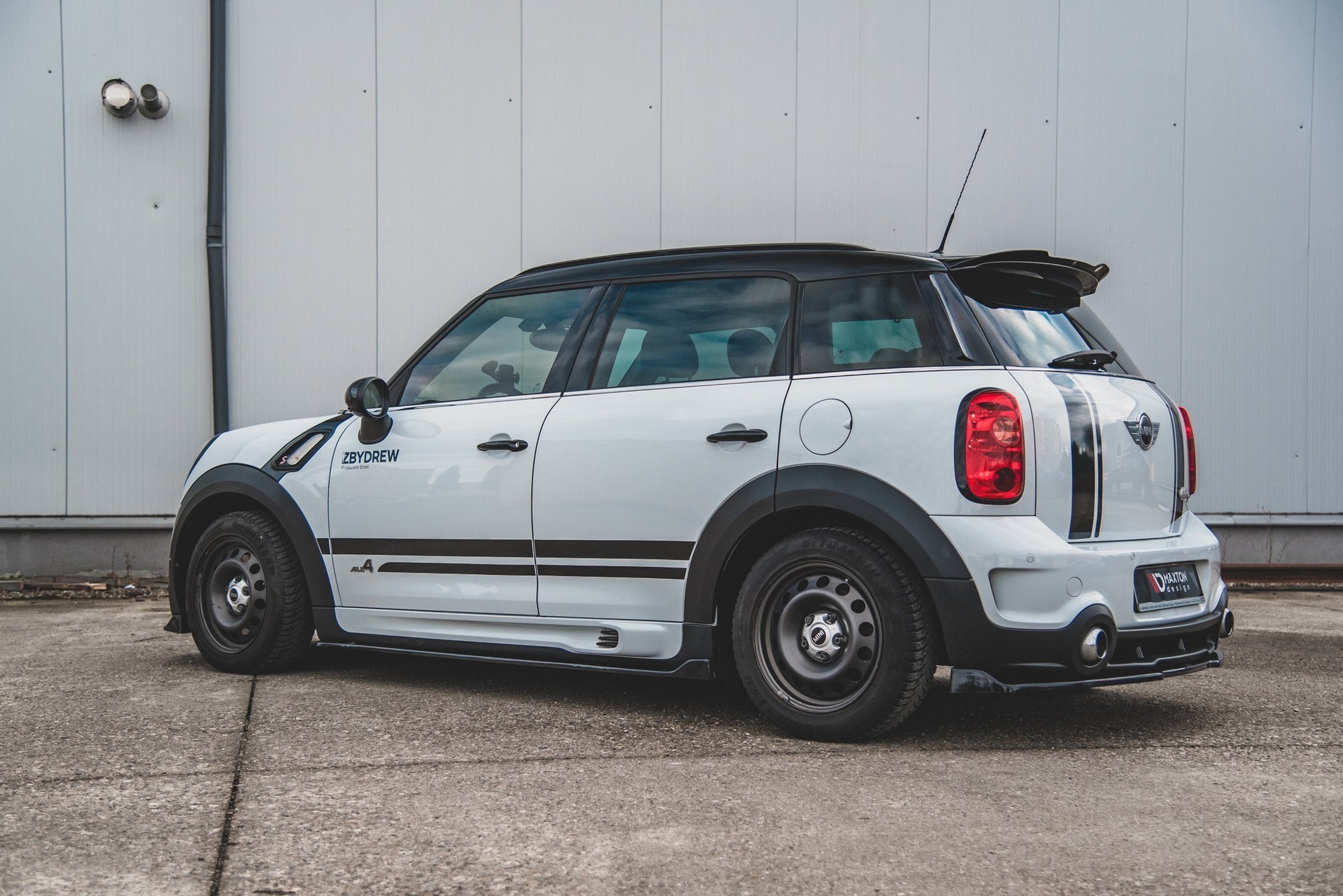 Maxton Design Street+ Seitenschweller Leisten passend für Mini Countryman Mk1 JCW schwarz Hochglanz