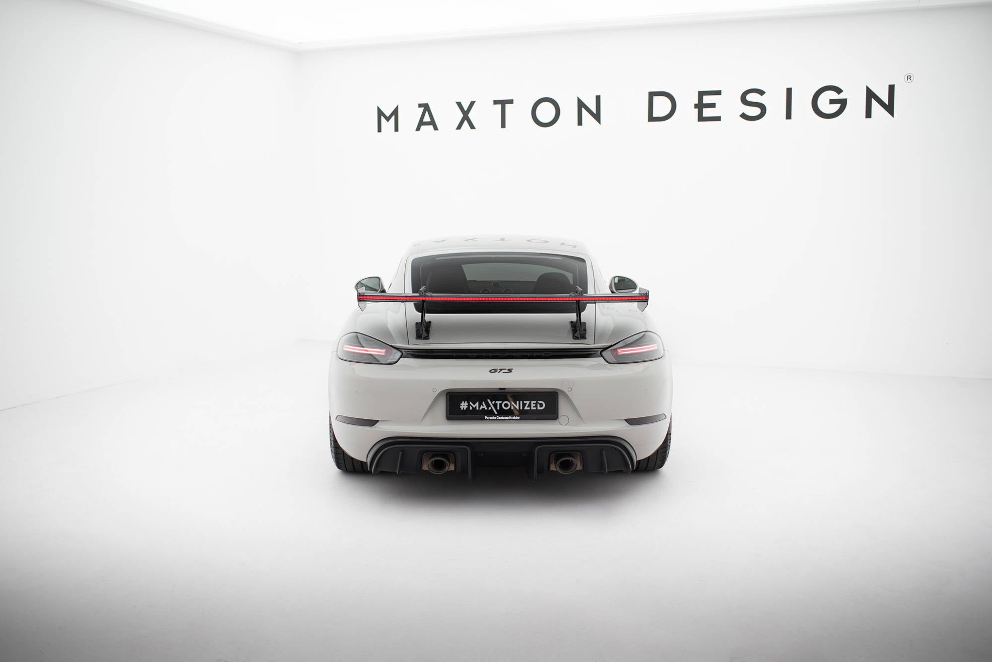 Maxton Design Carbon Spoiler With Upper Swan Mounting V.1 + LED Porsche 718 Cayman 982c für Porsche Cayman 982c