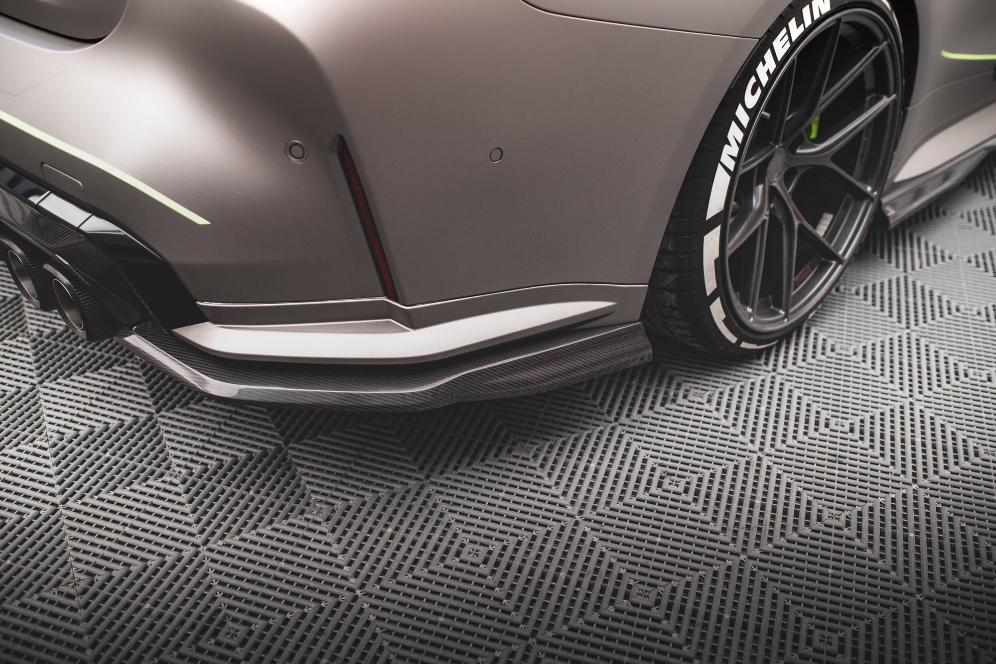 Maxton Design Prepreg Carbon Fiber Heck Ansatz Flaps Diffusor passend für BMW M4 G82 / G82 Facelift