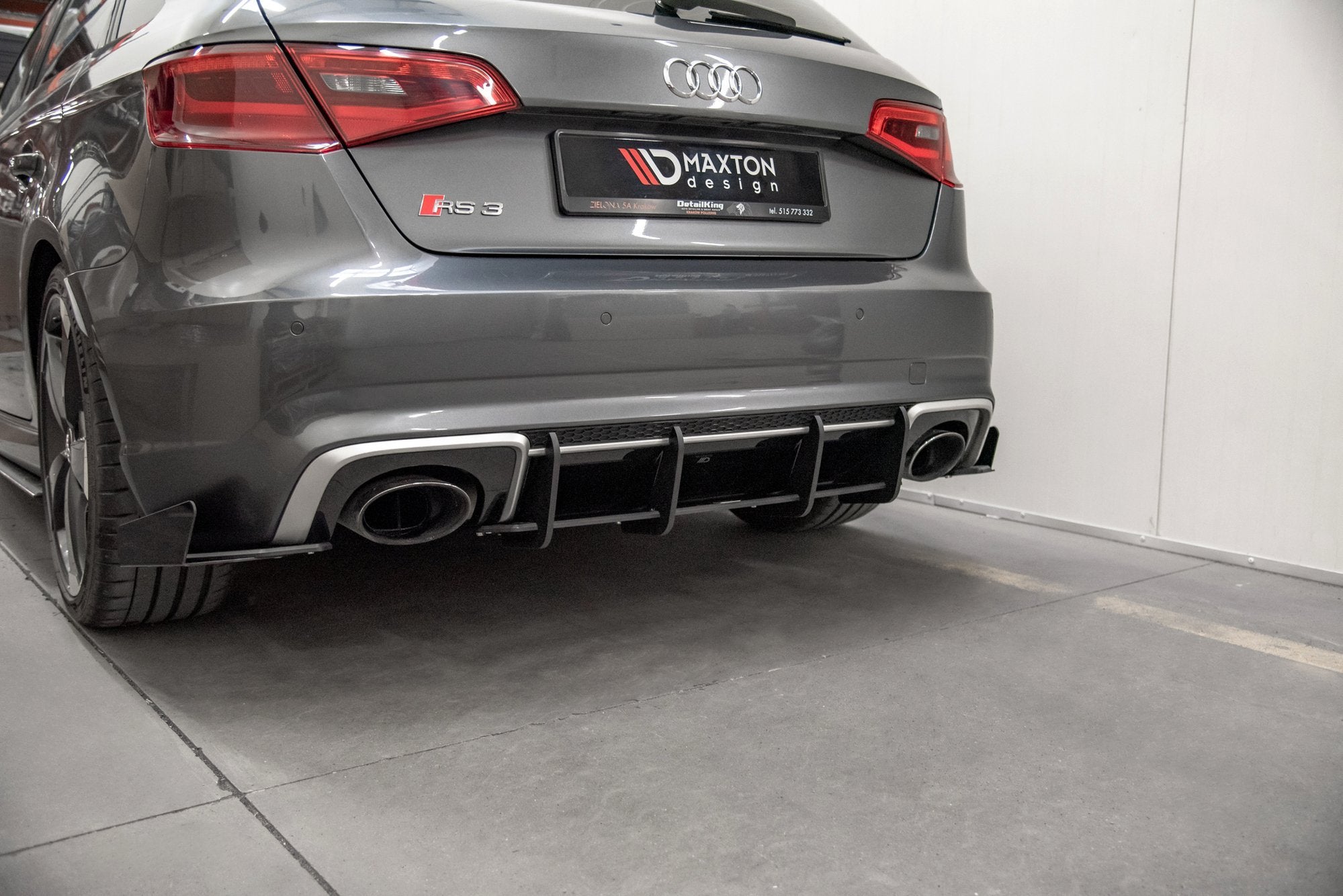 Maxton Design Robuste Racing Heckschürze V.1 passend für Audi RS3 8V Sportback