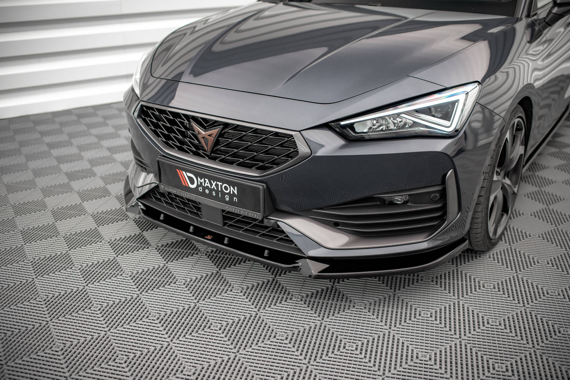 Maxton Design Street+ Spoilerlippe Front Ansatz V.1 passend für Cupra Leon Mk1 schwarz Hochglanz