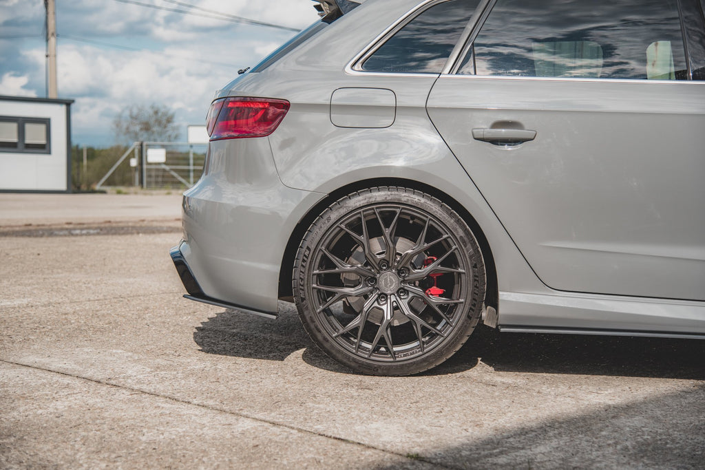 Maxton Design Street Pro Heck Ansatz Flaps Diffusor passend für Audi RS3 8V Sportback