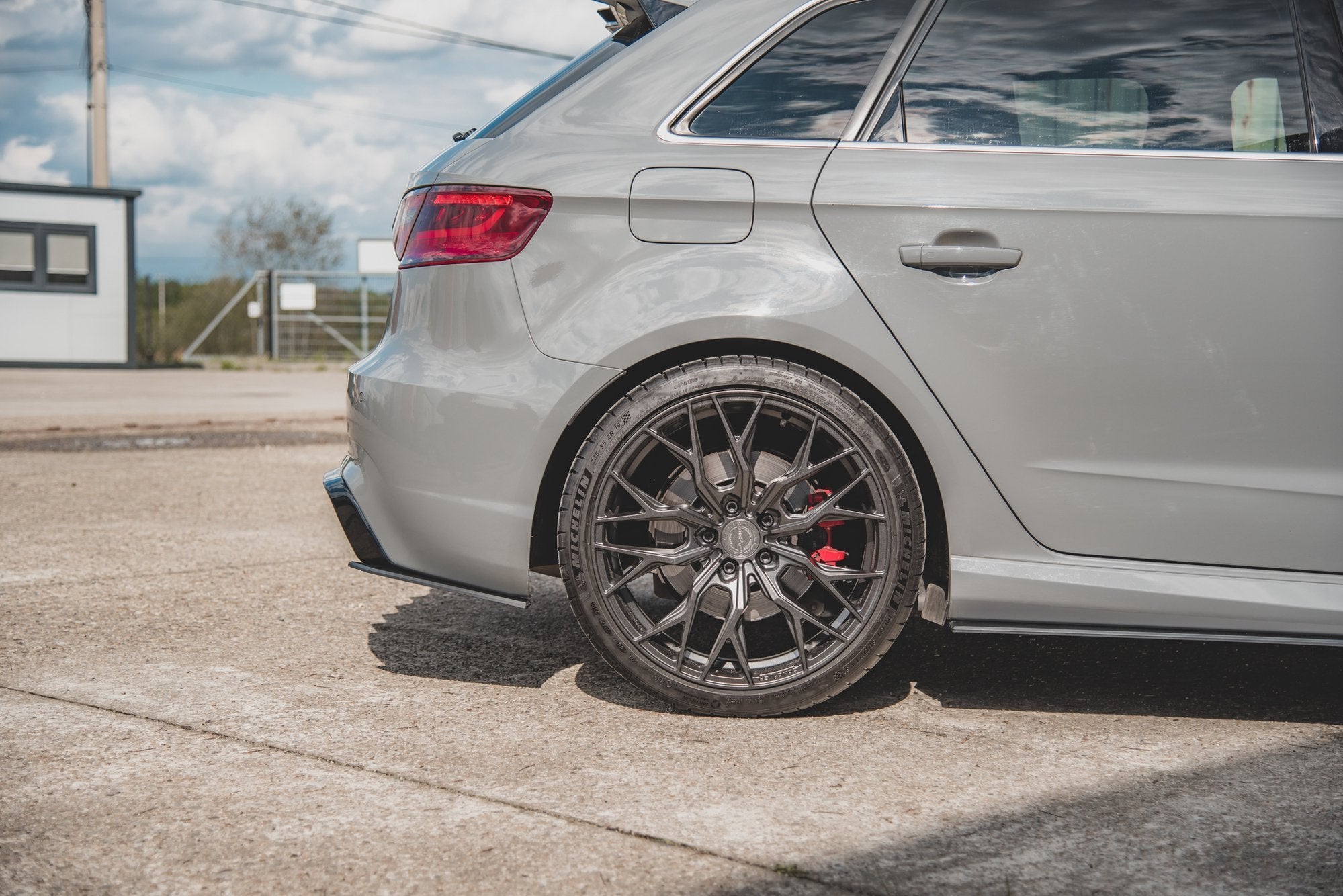 Maxton Design Street Pro Heck Ansatz Flaps Diffusor passend für Audi RS3 8V Sportback