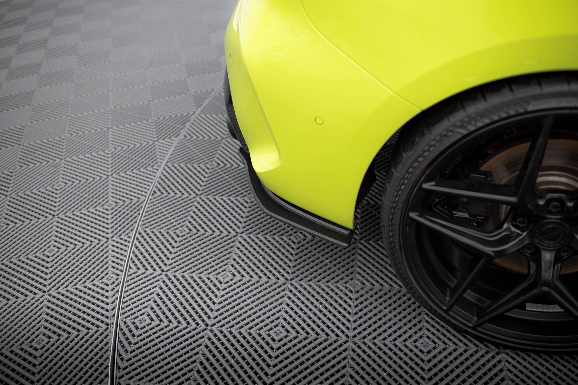 Maxton Design Street Pro Heck Ansatz Flaps Diffusor V.1 passend für BMW 1er F40 M-Paket / M135i