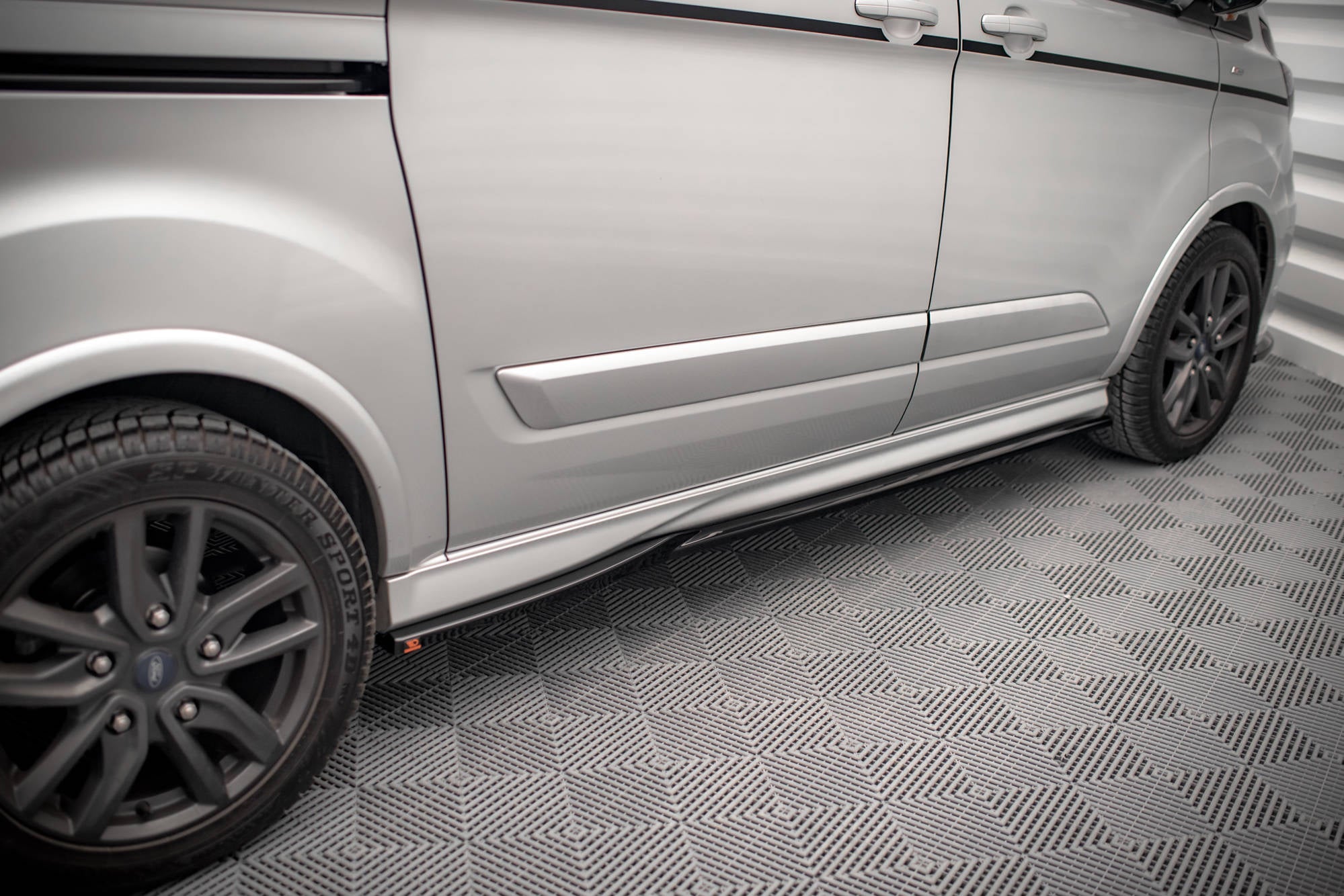 Maxton Design Street+ Seitenschweller Leisten passend für Ford Transit Custom ST-Line Mk1 Facelift schwarz Hochglanz