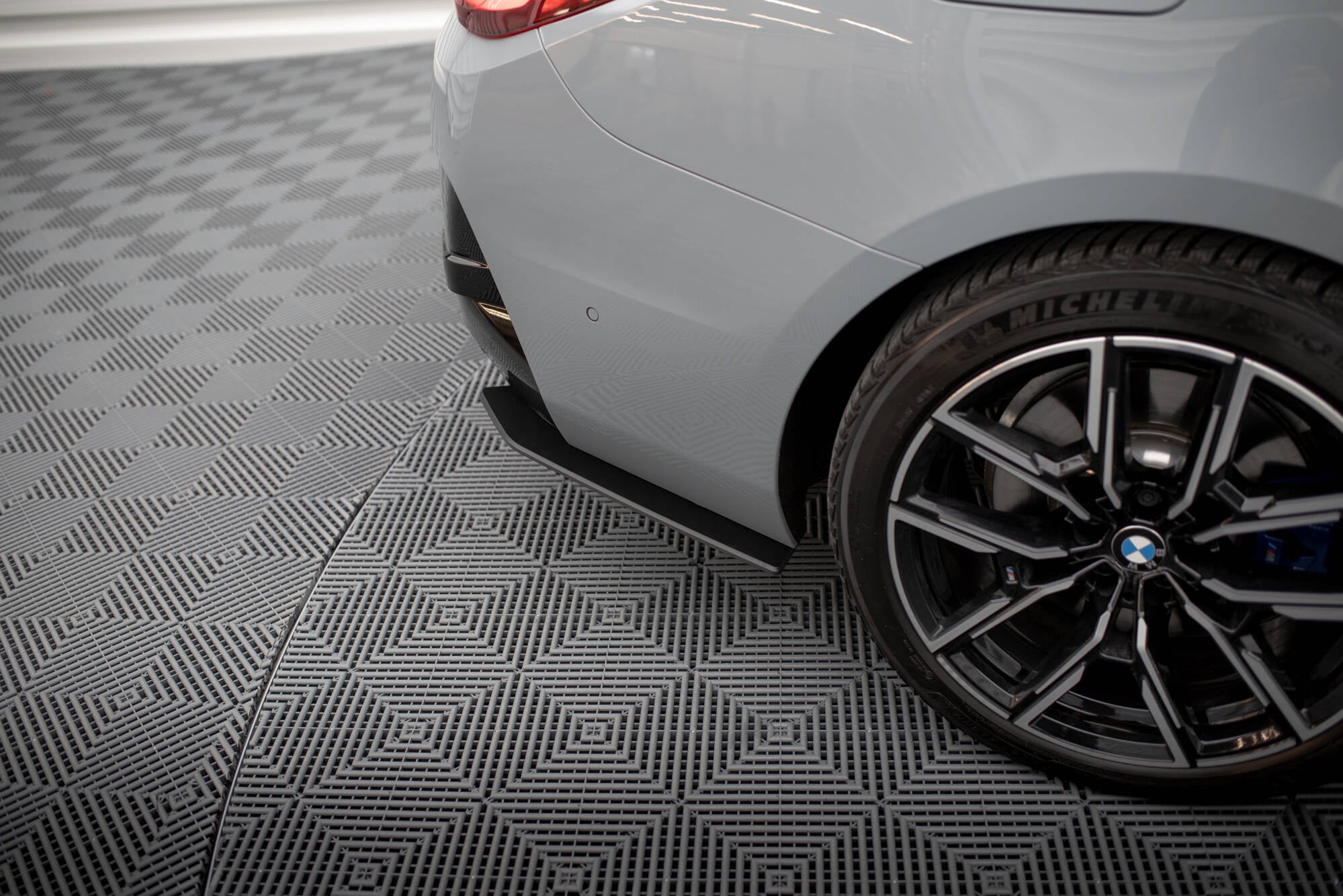 Maxton Design Street Pro Heck Ansatz Flaps Diffusor passend für BMW 4er Gran Coupe M440i G26