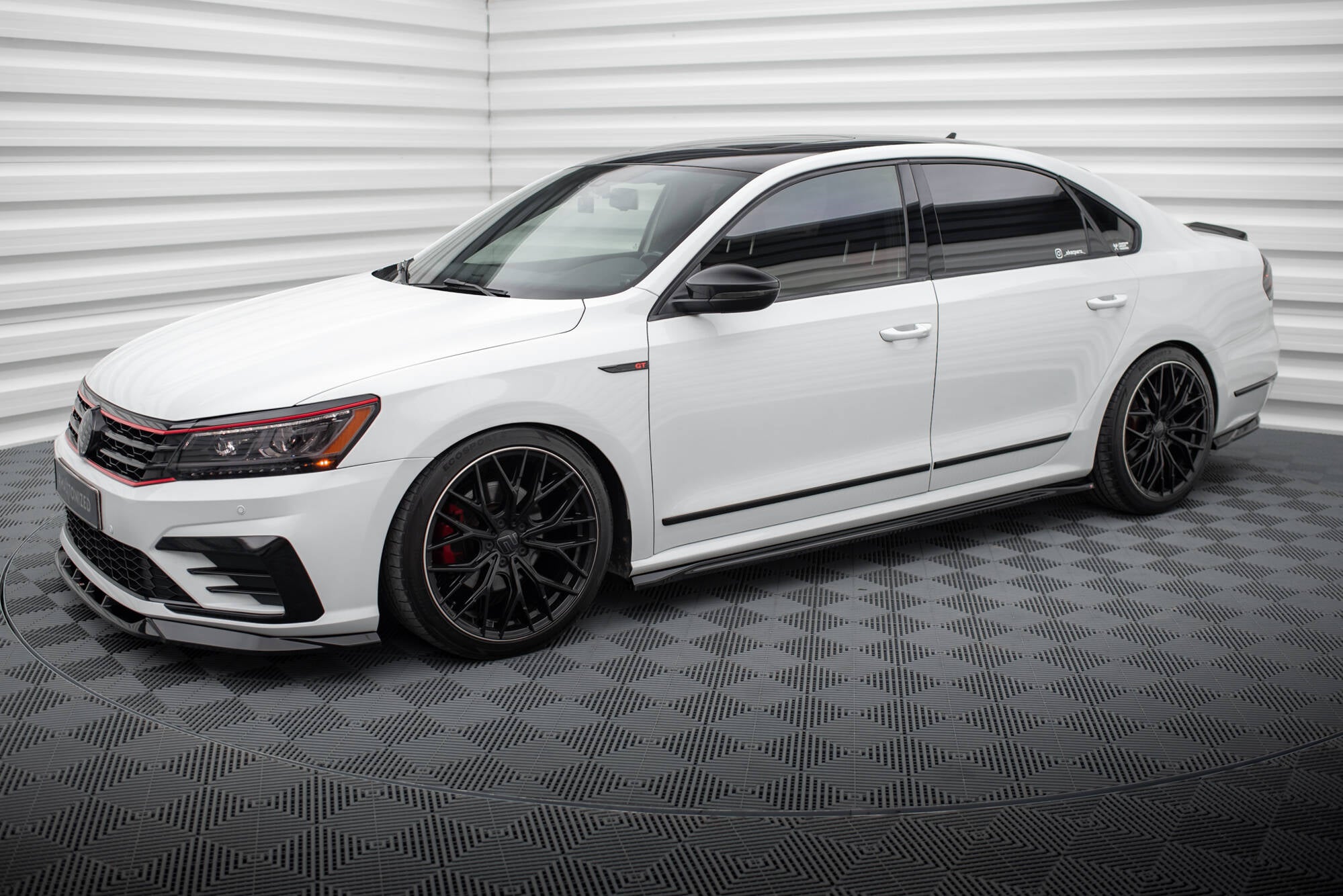 Maxton Design Street+ Seitenschweller Leisten passend für VW Passat GT B8 Facelift USA schwarz Hochglanz