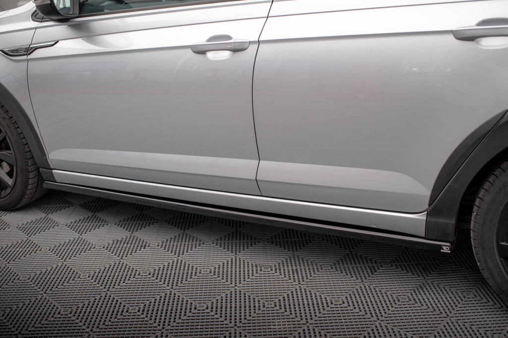 Maxton Design Street+ Seitenschweller Leisten passend für VW Taigo R-Line Mk1 schwarz Hochglanz