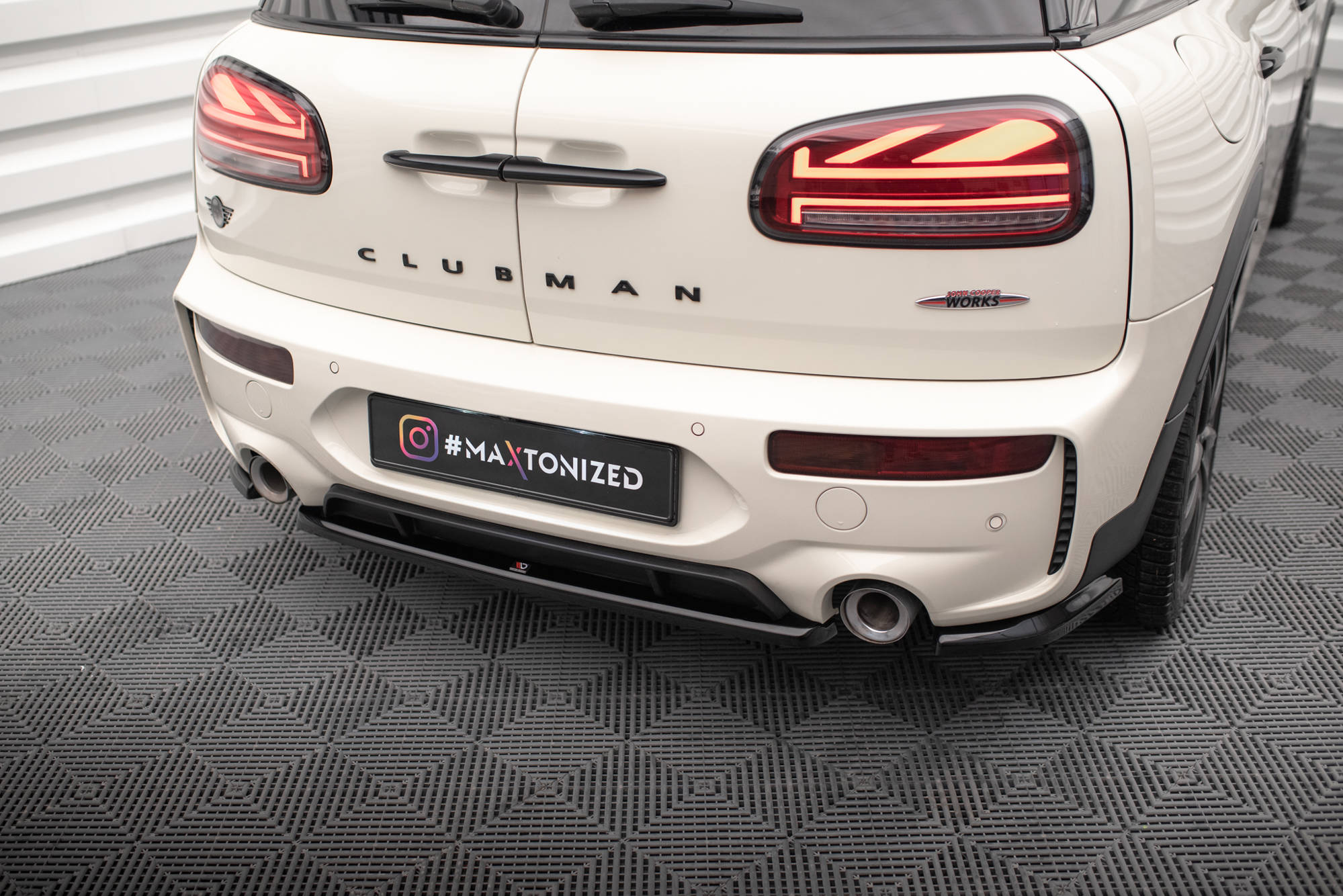 Maxton Design Heckansatz Mini Cooper Clubman John Cooper Works F54 Facelift schwarz Hochglanz für Mini Clubman F54 Facelift