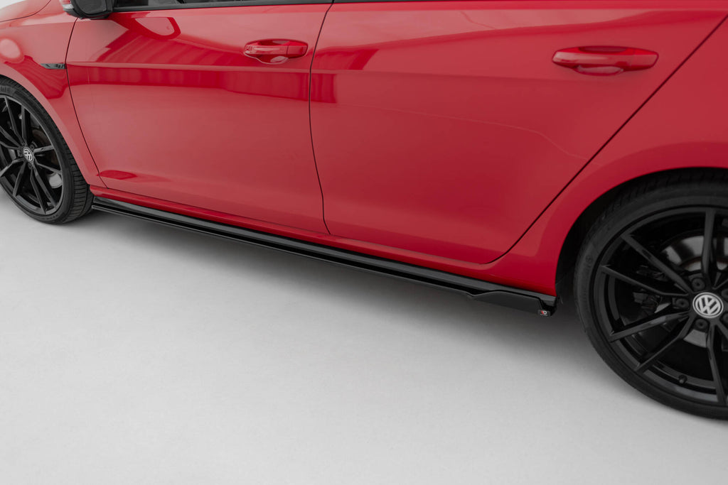Maxton Design Street+ Seitenschweller Leisten passend für V.1 passend für VW Golf R / R-Line Mk7 Facelift schwarz Hochglanz