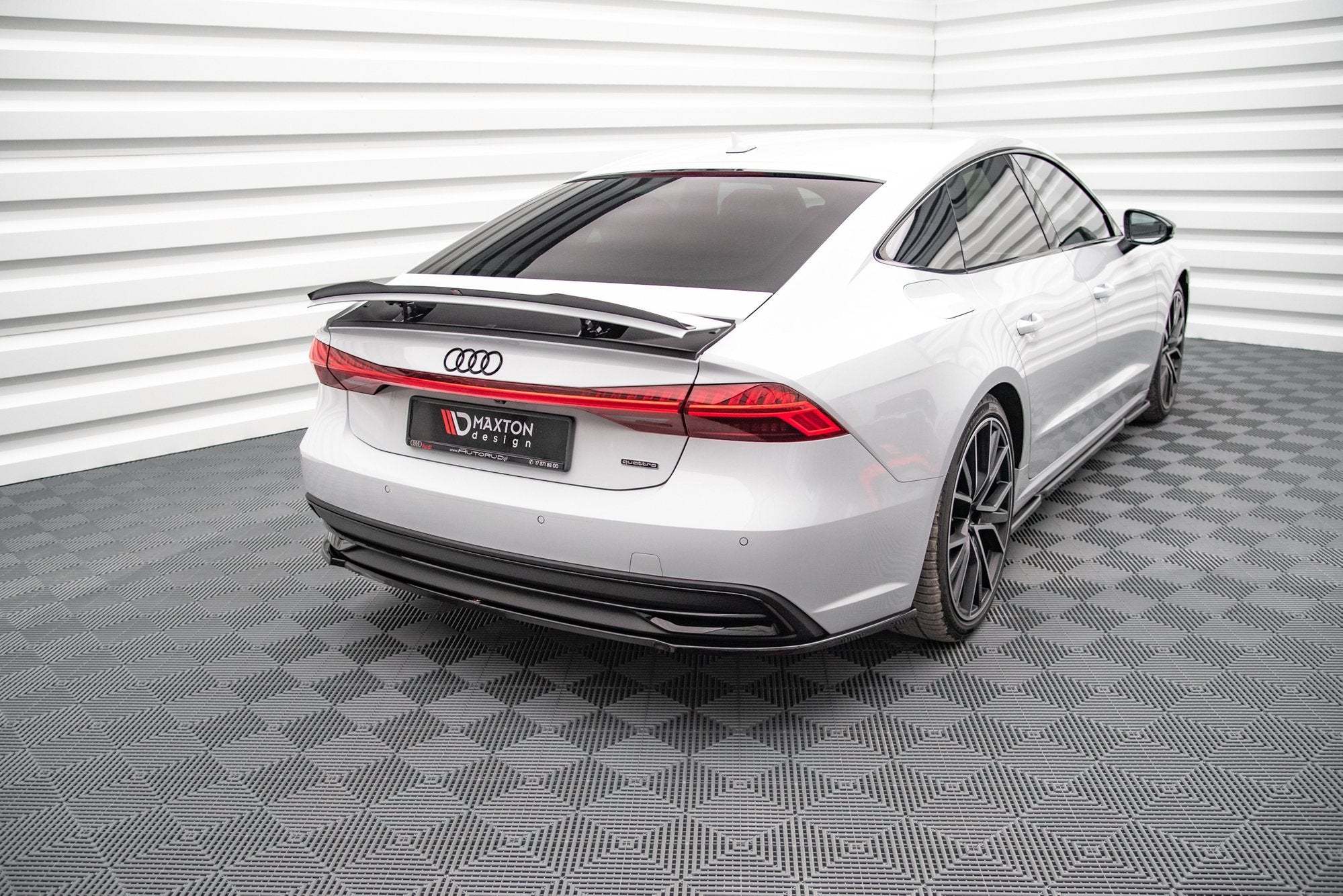 Maxton Design Heckansatz Audi A7 C8 schwarz Hochglanz für Audi A7
