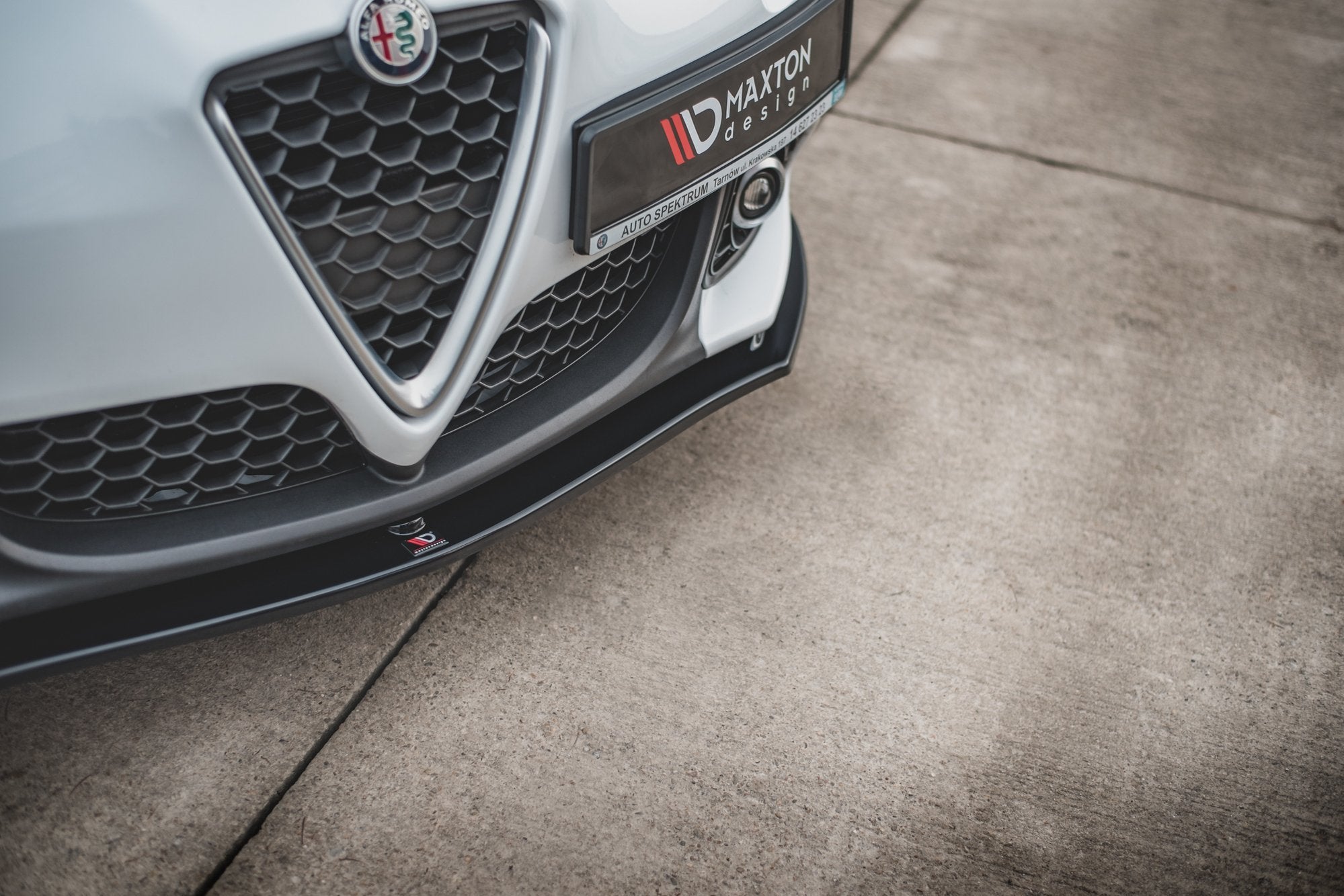 Maxton Design Street+ Spoilerlippe Front Ansatz V.2 passend für Alfa Romeo Giulietta schwarz Hochglanz