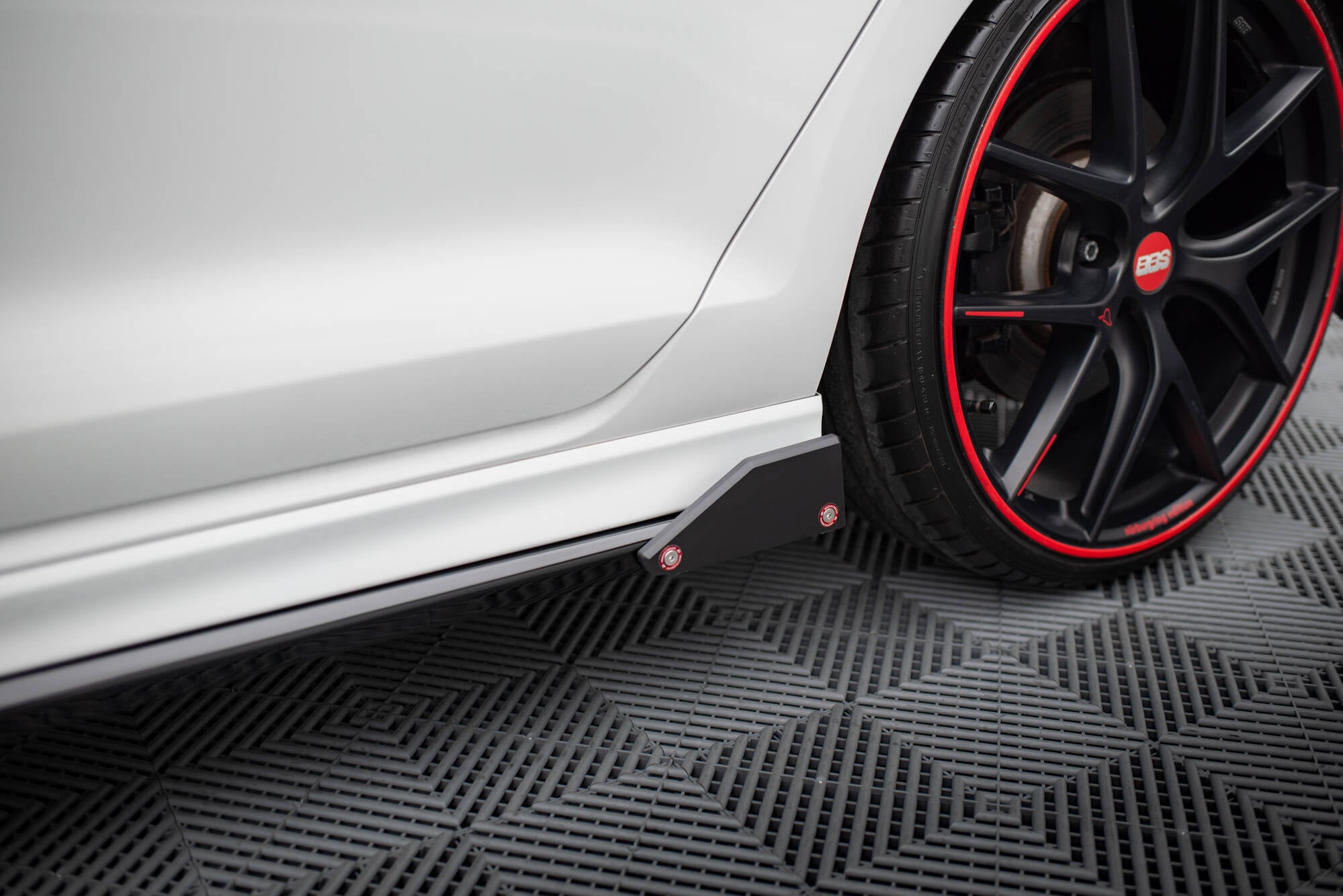 Maxton Design Street+ Seitenschweller Leisten passend für V.3 + Flaps passend für VW Golf R / R-Line Mk7