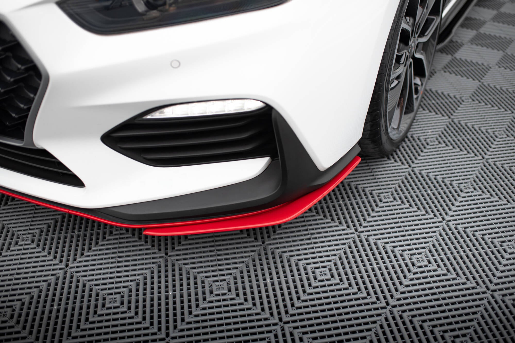 Maxton Design Street+ Spoilerlippe Front Ansatz passend fürs Hyundai I30 N Mk3 Hatchback / Fastback für Hyundai I30 N Mk3