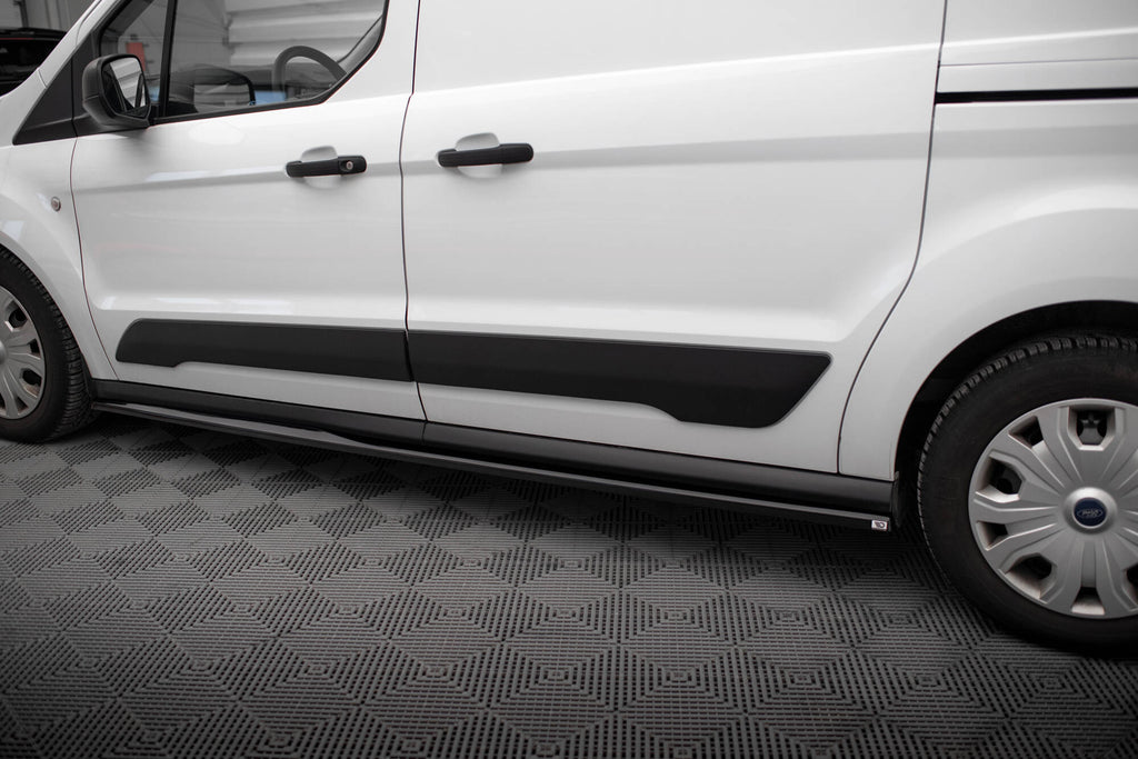 Maxton Design Street+ Seitenschweller Leisten passend für Ford Transit Connect L2 Mk2 Facelift schwarz Hochglanz
