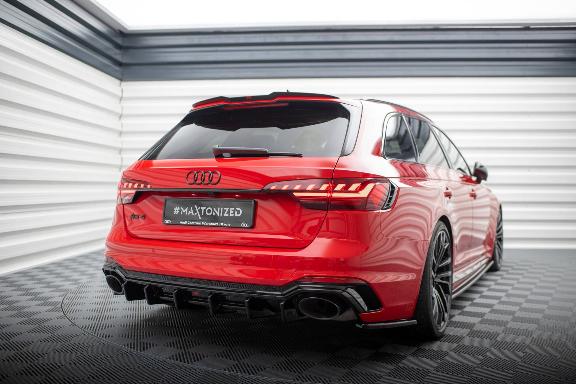 Maxton Design Spoiler CAP passend für Audi RS4 B9 Avant schwarz Hochglanz