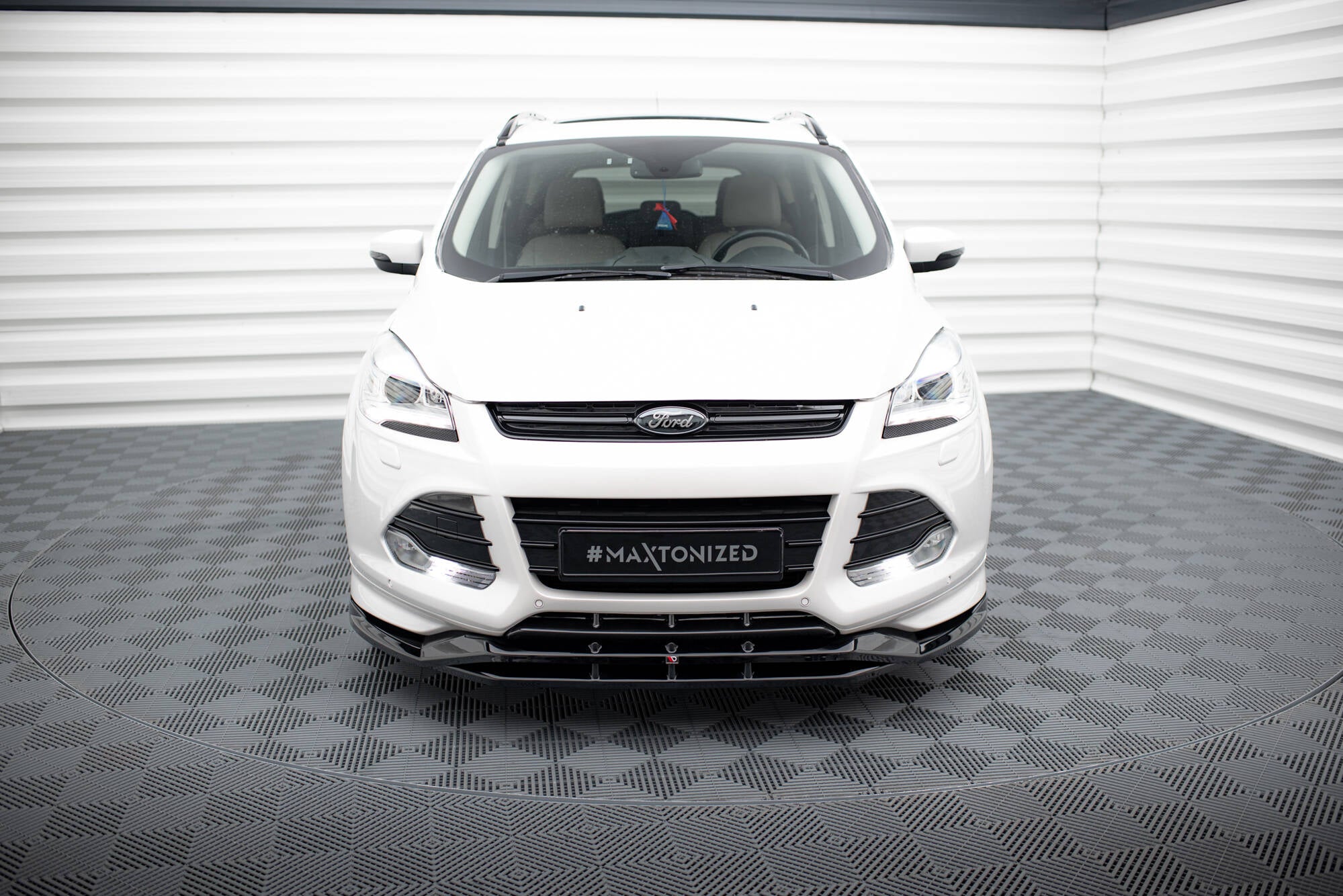 Maxton Design Street+ Spoilerlippe Front Ansatz passend für Ford Kuga ST-Line Mk2 schwarz Hochglanz