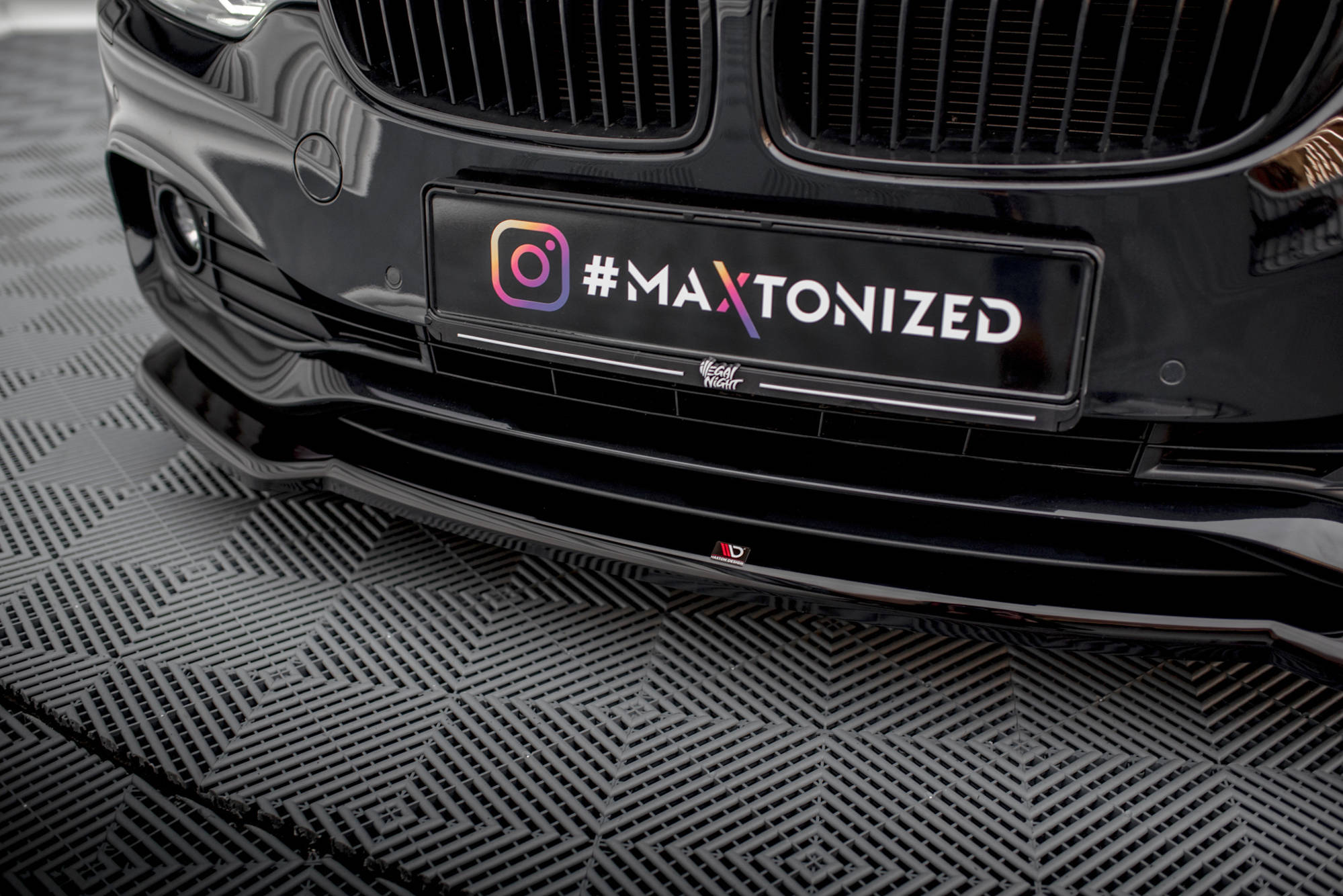 Maxton Design Street+ Spoilerlippe Front Ansatz V.1 passend für BMW 4er Coupe / Gran Coupe / Cabrio F32 / F36 / F33 schwarz Hochglanz