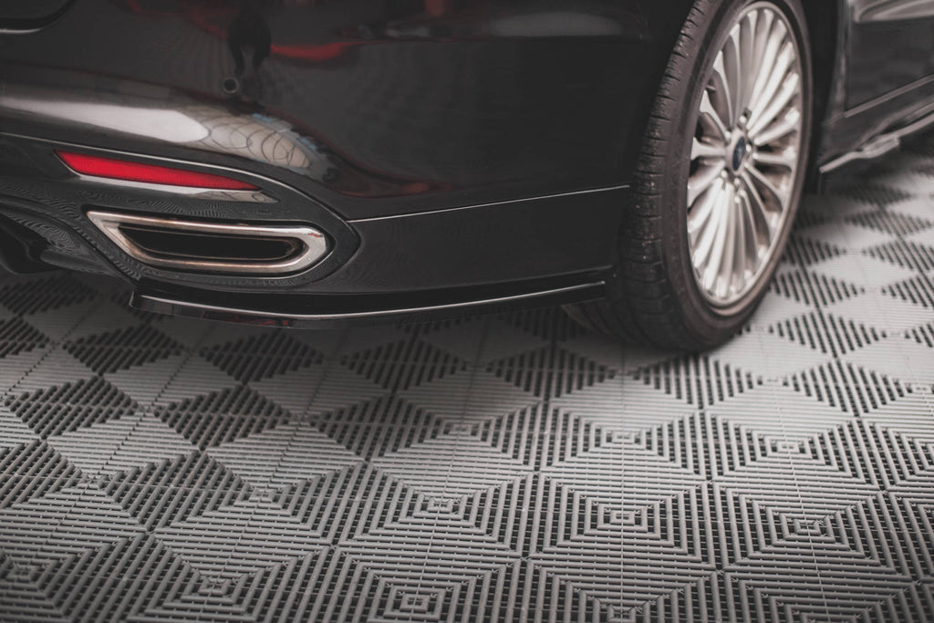 Maxton Design Heck Ansatz Flaps Diffusor passend für Ford Mondeo Mk5 schwarz Hochglanz