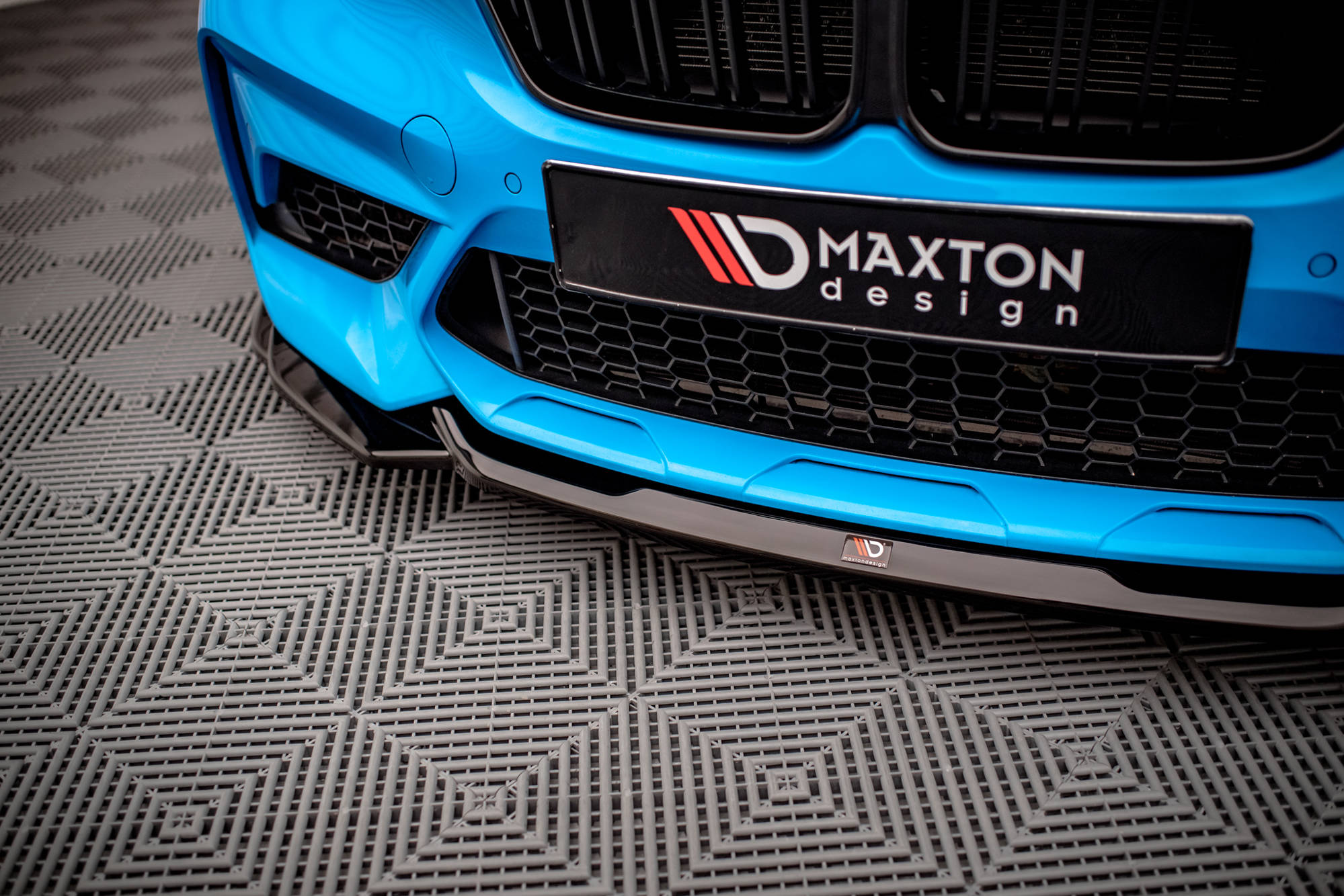 Maxton Design Street+ Spoilerlippe Front Ansatz V.1 passend für BMW M2 Competition F87 schwarz Hochglanz