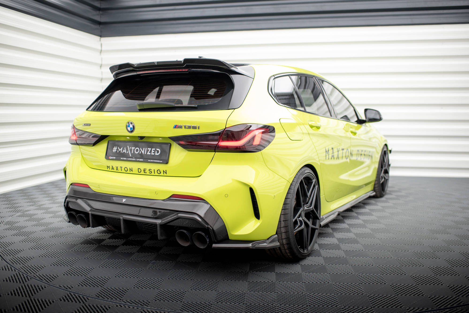 Maxton Design Prepreg Carbon Fiber Heck Ansatz Flaps Diffusor passend für BMW 1er M-Paket / M135i / 128ti F40