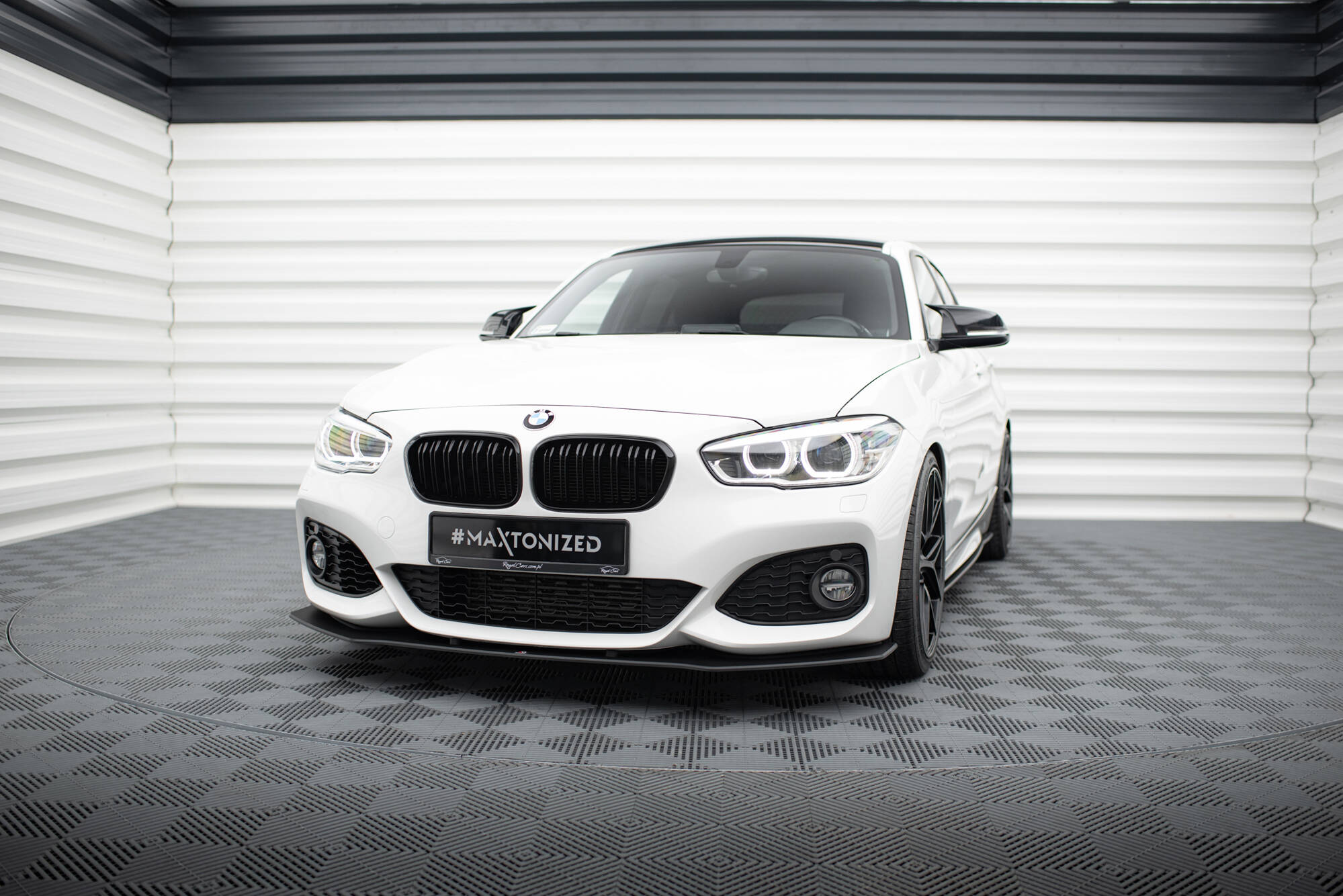 Maxton Design Street Pro Street+ Spoilerlippe Front Ansatz passend für V.3 passend für BMW 1er F20 M-Paket Facelift / M140i