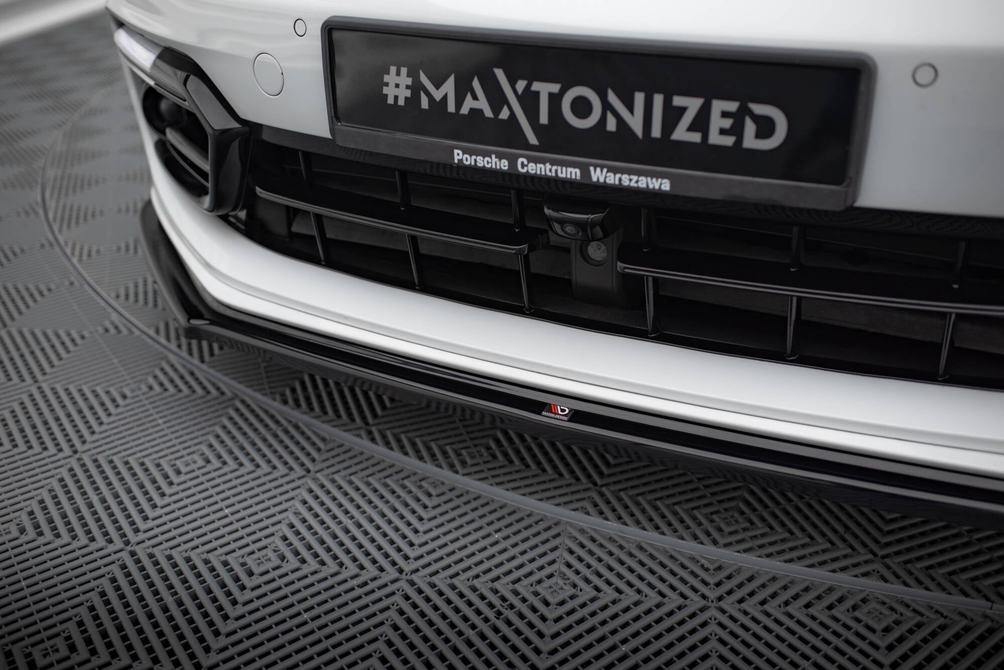 Maxton Design Street+ Spoilerlippe Front Ansatz passend für Porsche Panamera GTS 971 schwarz Hochglanz