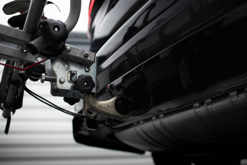 Maxton Design Street+ Mittlerer Diffusor RACE passend für BMW X7 M-Paket G07 Facelift schwarz Hochglanz
