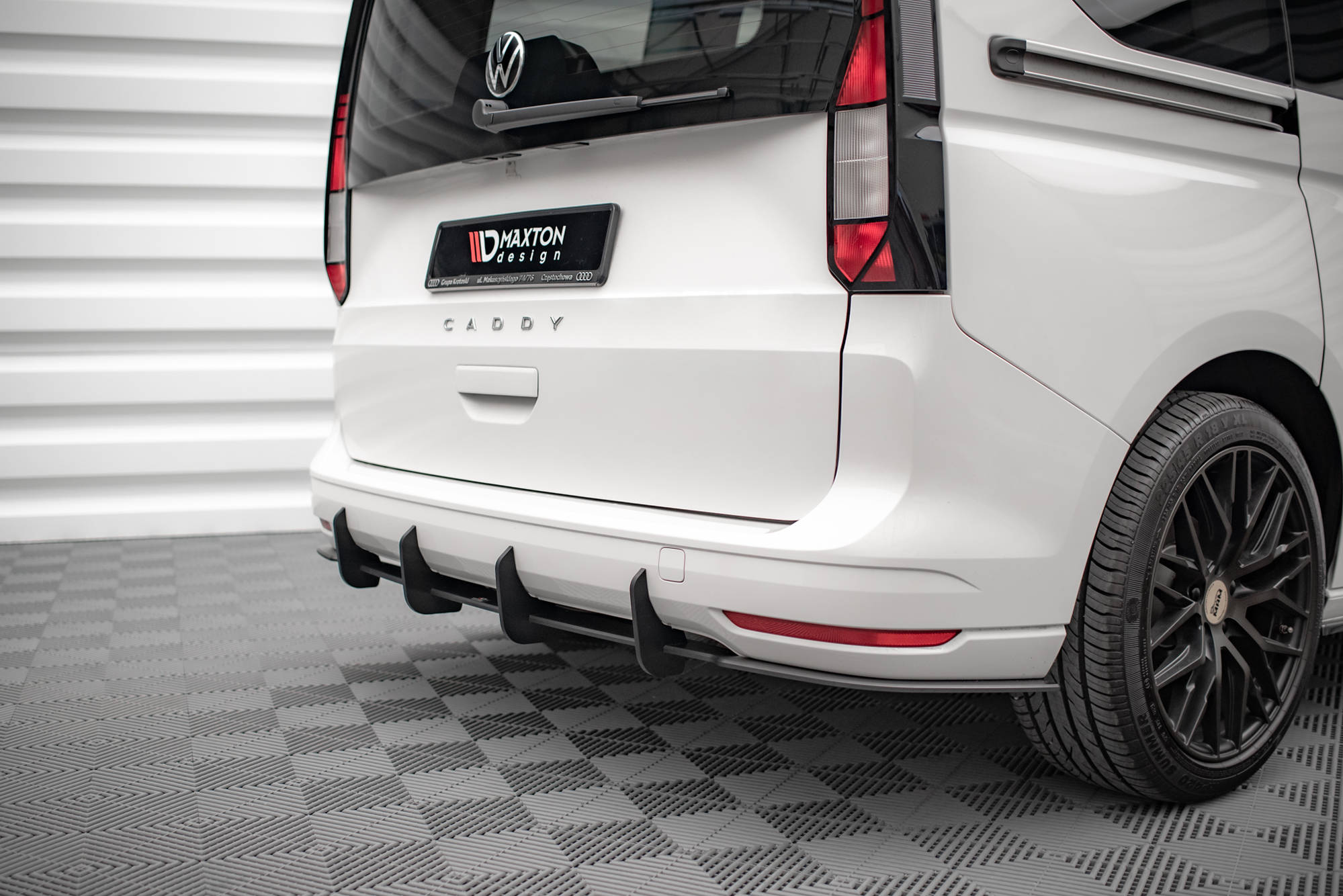 Maxton Design Street Pro Heckschürze passend für VW Caddy Mk5