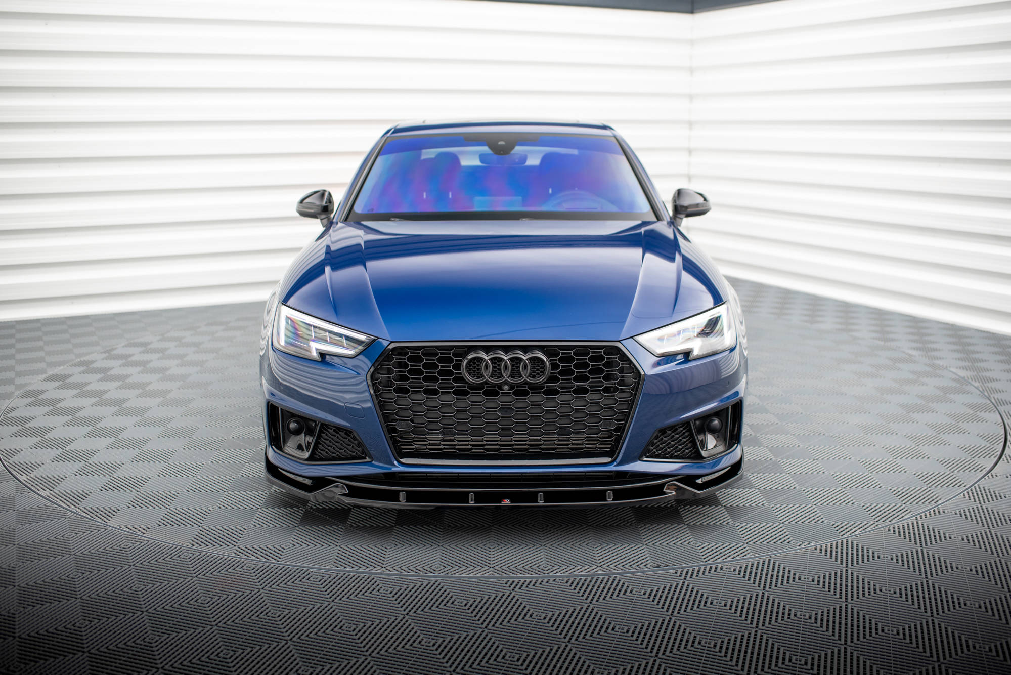 Maxton Design Street+ Spoilerlippe Front Ansatz V.1 passend für Audi A4 Competition B9 schwarz Hochglanz