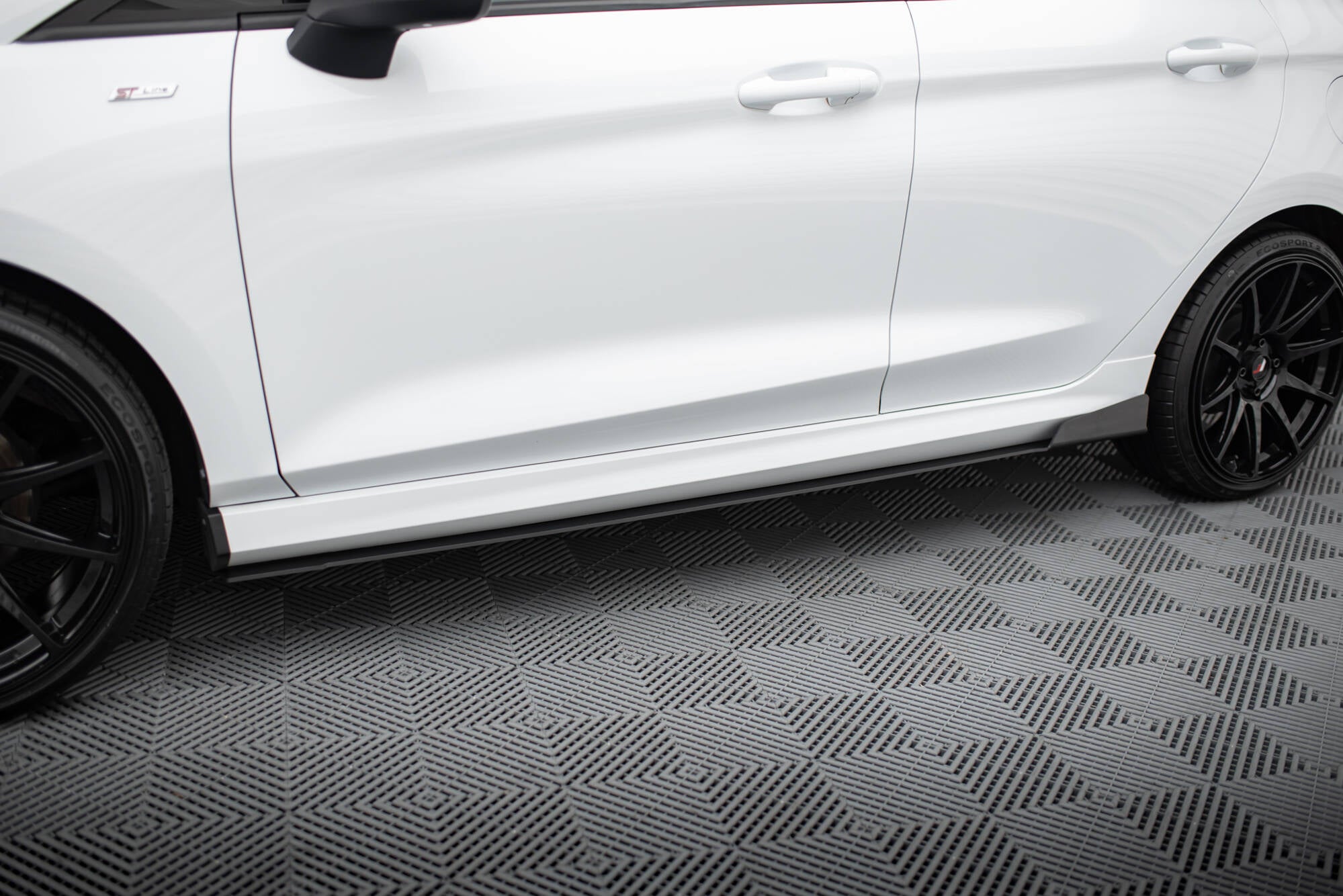 Maxton Design Sport Street+ Seitenschweller Leisten passend für V.1 passend für Ford Fiesta Mk8 ST / ST-Line