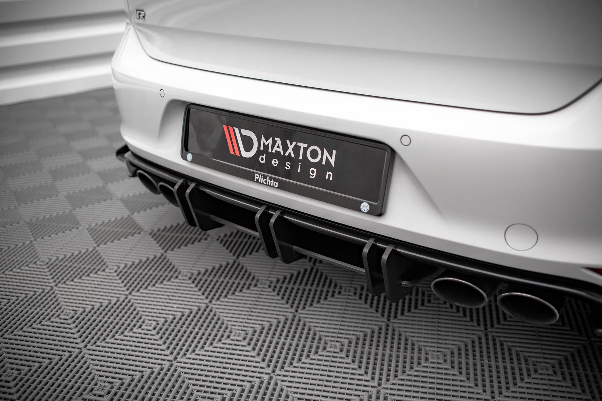 Maxton Design Street Pro Heckschürze passend für VW Golf R Mk7