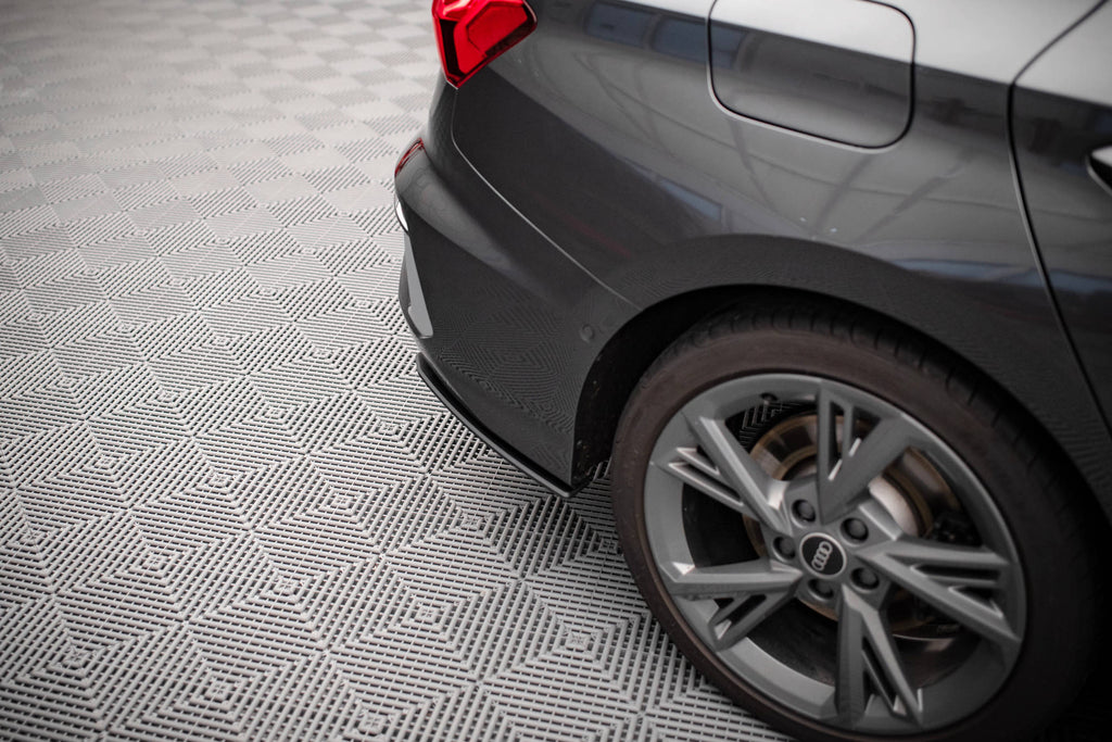 Maxton Design Street Pro Heck Ansatz Flaps Diffusor passend für Audi S3 Limousine 8Y