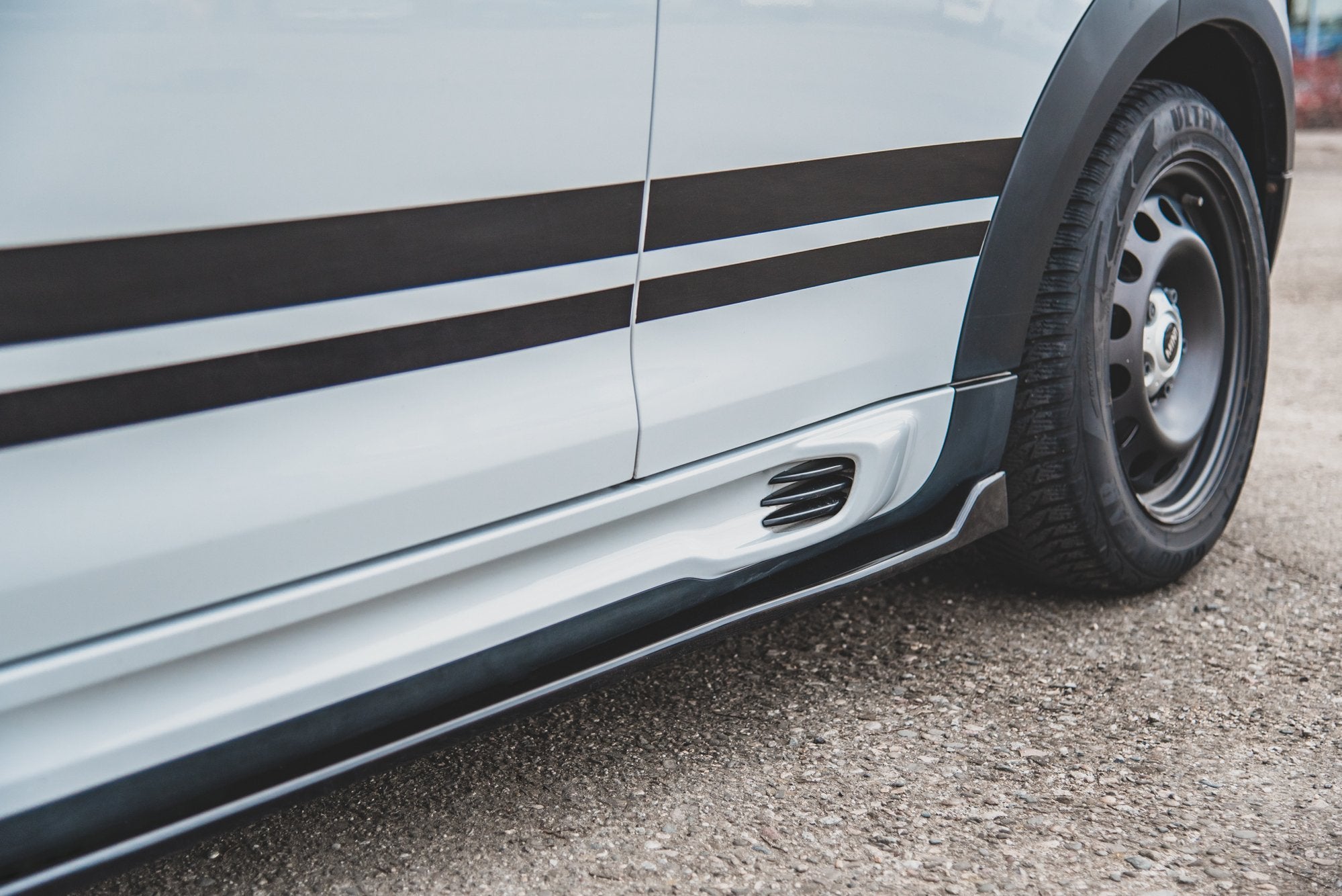 Maxton Design Street+ Seitenschweller Leisten passend für Mini Countryman Mk1 JCW schwarz Hochglanz