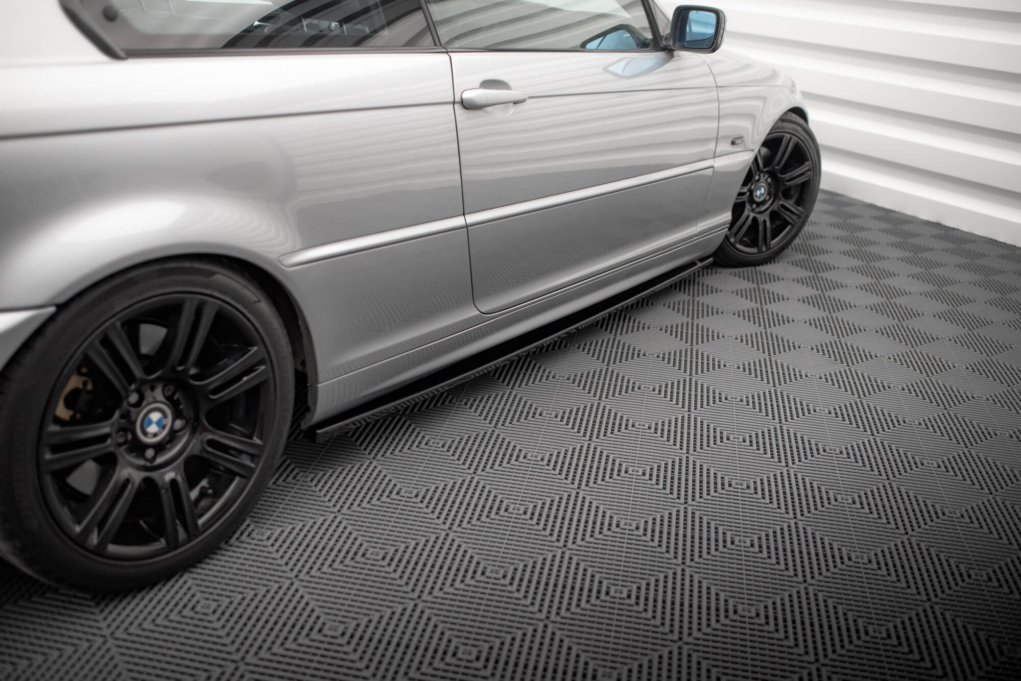 Maxton Design Street+ Seitenschweller Leisten passend für BMW 3er Coupe E46 schwarz Hochglanz