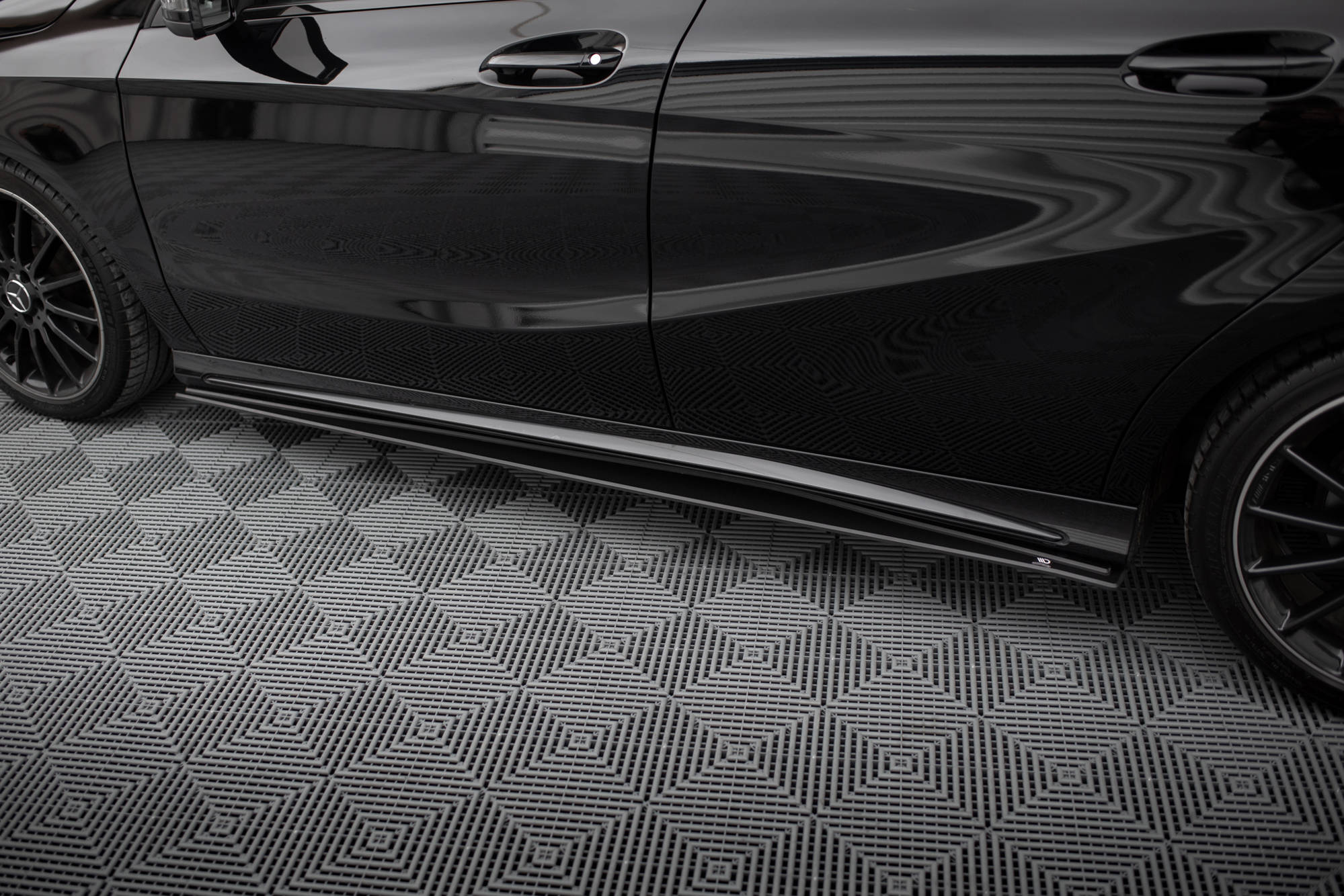 Maxton Design Street Pro Street+ Seitenschweller Leisten passend für Mercedes-Benz A AMG-Line W176 Facelift