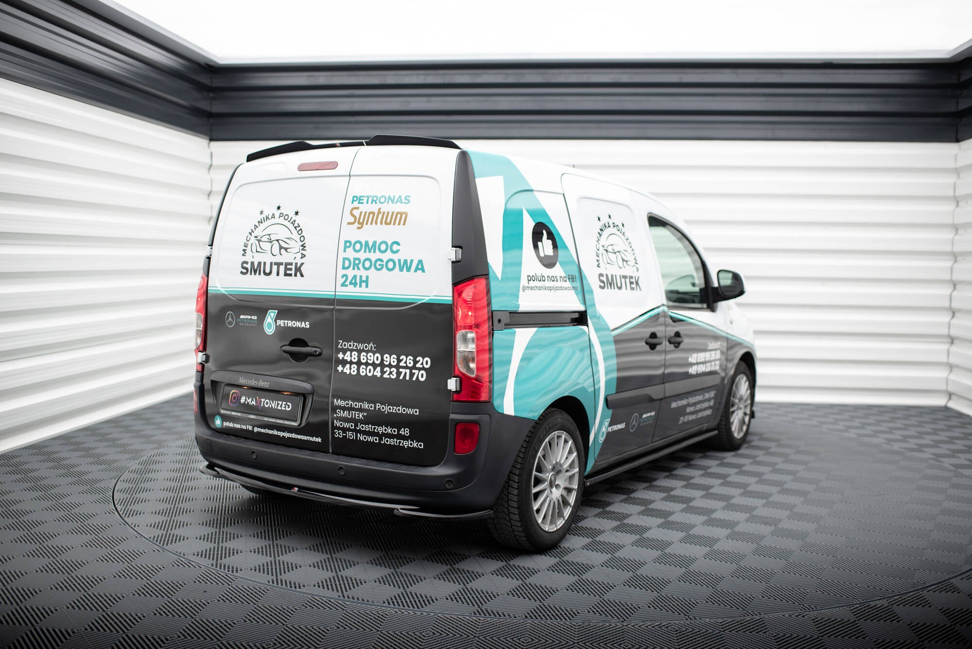 Maxton Design Spoiler CAP passend für Mercedes-Benz Citan Mk1 schwarz Hochglanz