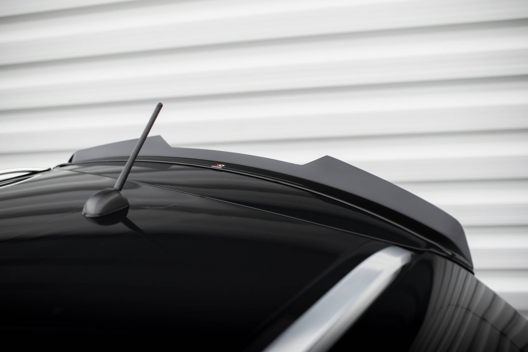 Maxton Design Spoiler CAP passend für Suzuki Vitara S Mk2 schwarz Hochglanz