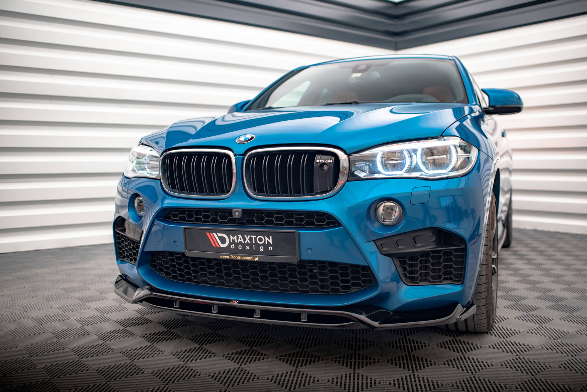 Maxton Design Street+ Spoilerlippe Front Ansatz V.3 passend für BMW X5 M F85 / X6 M F86 schwarz Hochglanz