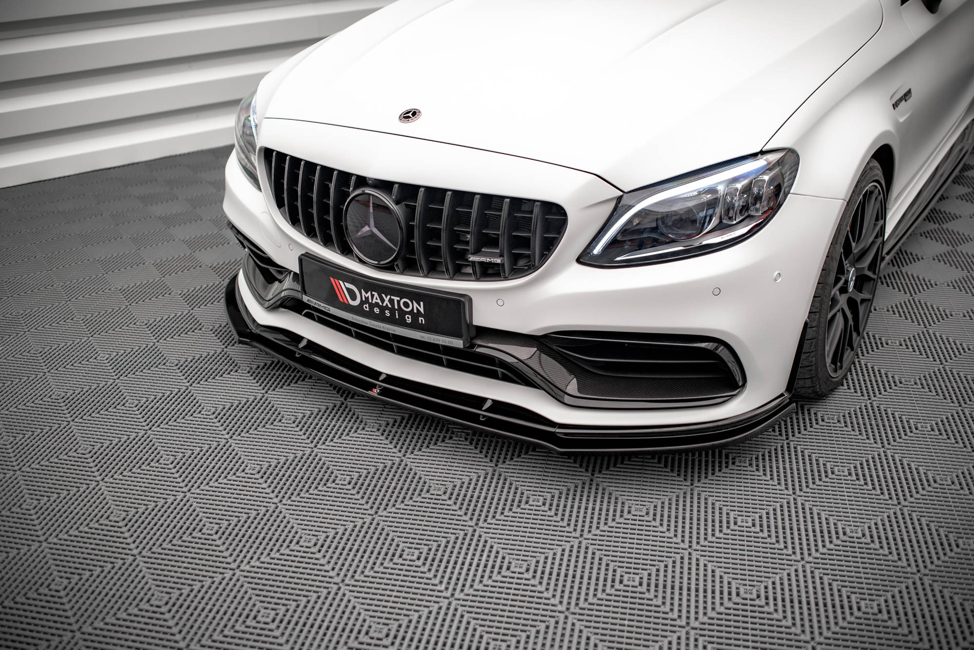 Maxton Design Street+ Spoilerlippe Front Ansatz V.1 passend für Mercedes-AMG C63 Coupe AMG Aero Pack C205 Facelift schwarz Hochglanz