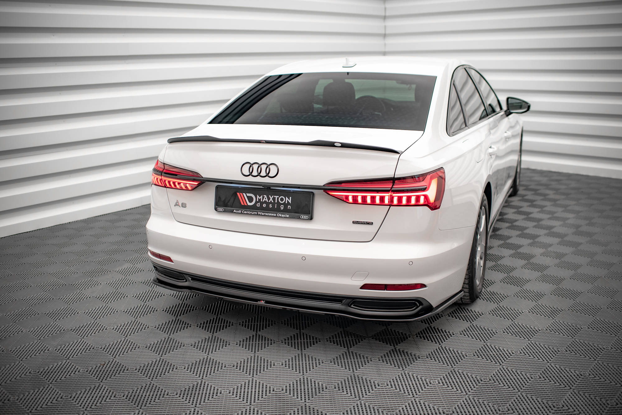 Maxton Design Heckansatz Audi A6 C8 schwarz Hochglanz für Audi A6
