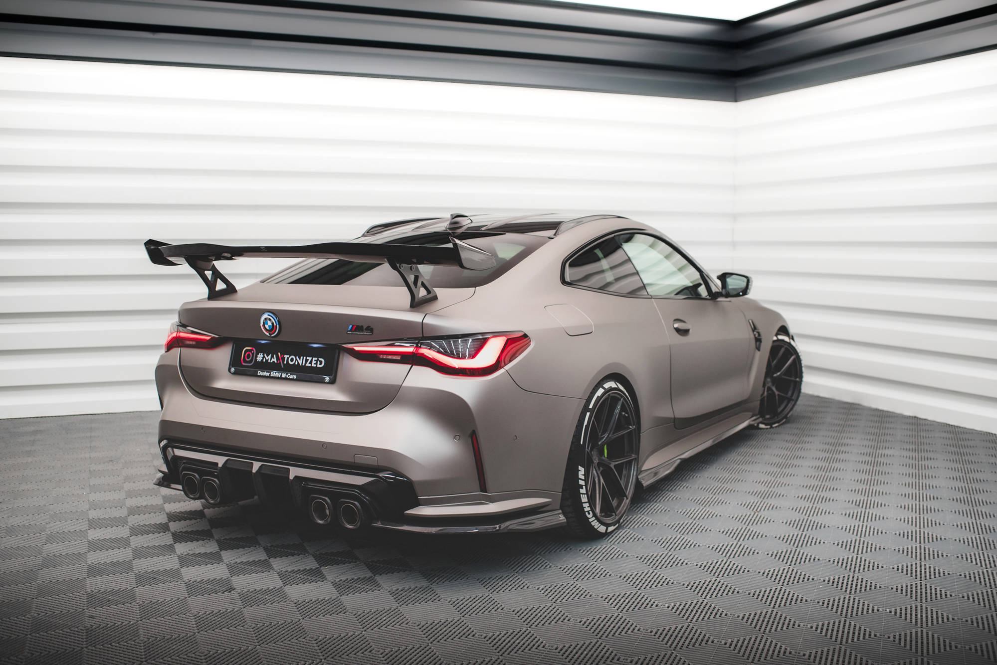 Maxton Design Prepreg Carbon Fiber Heck Ansatz Flaps Diffusor passend für BMW M4 G82 / G82 Facelift
