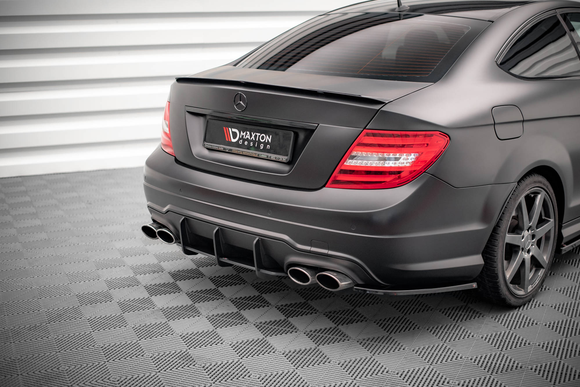Maxton Design Street Pro Heckschürze passend für Mercedes-Benz C Coupe AMG-Line C204