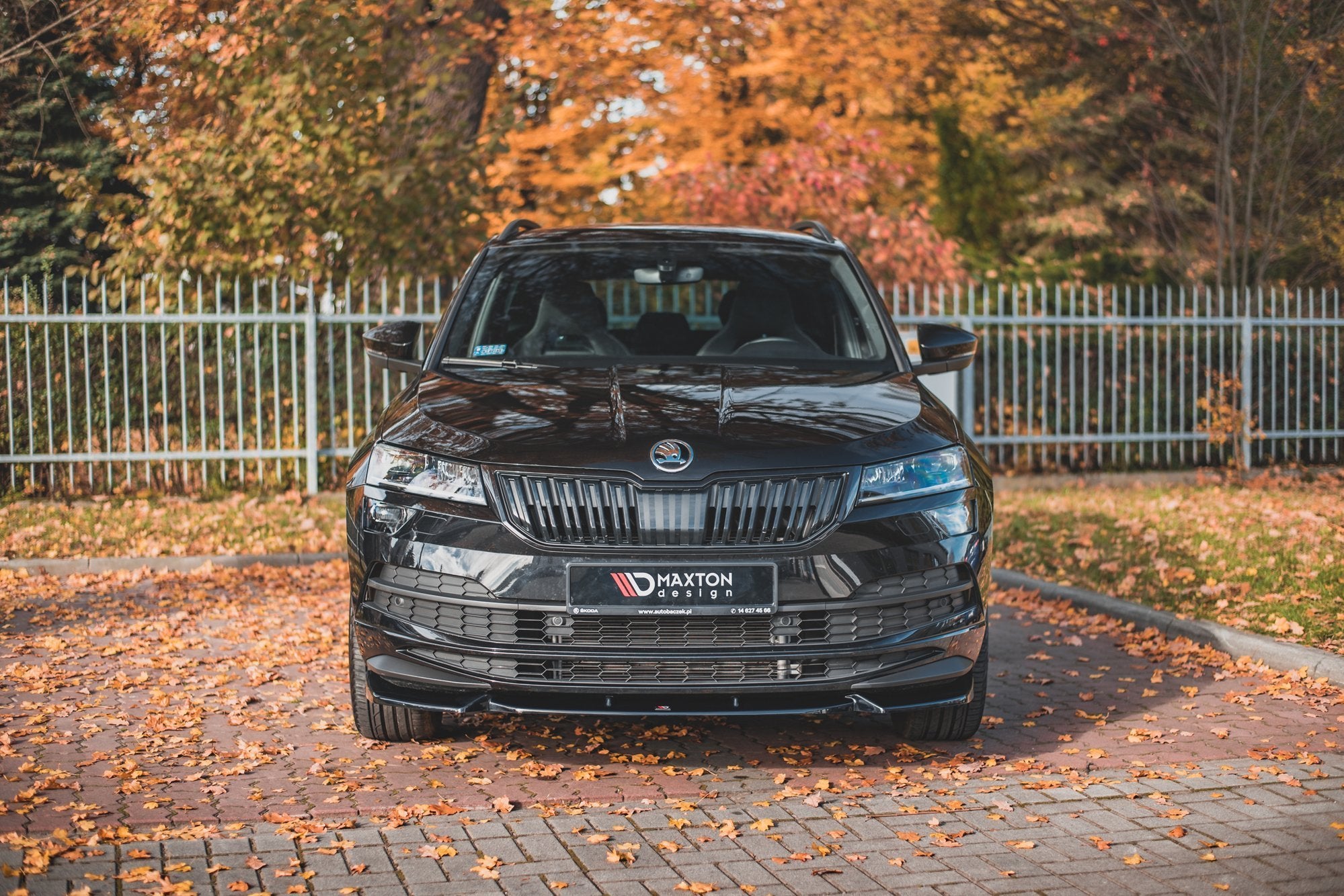 Maxton Design Street+ Spoilerlippe Front Ansatz passend für Skoda Karoq Sportline schwarz Hochglanz